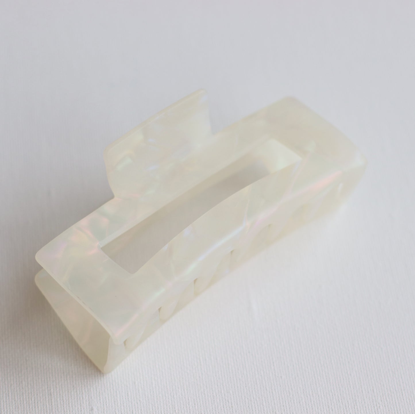 Anarchy | Large Clip in Matte Mother of Pearl