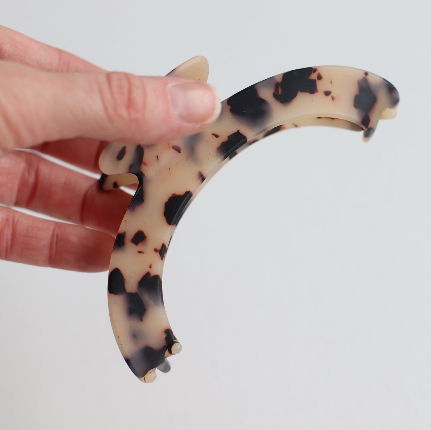 Anarchy | Large Arch Clip in Matte Tortoise Shell