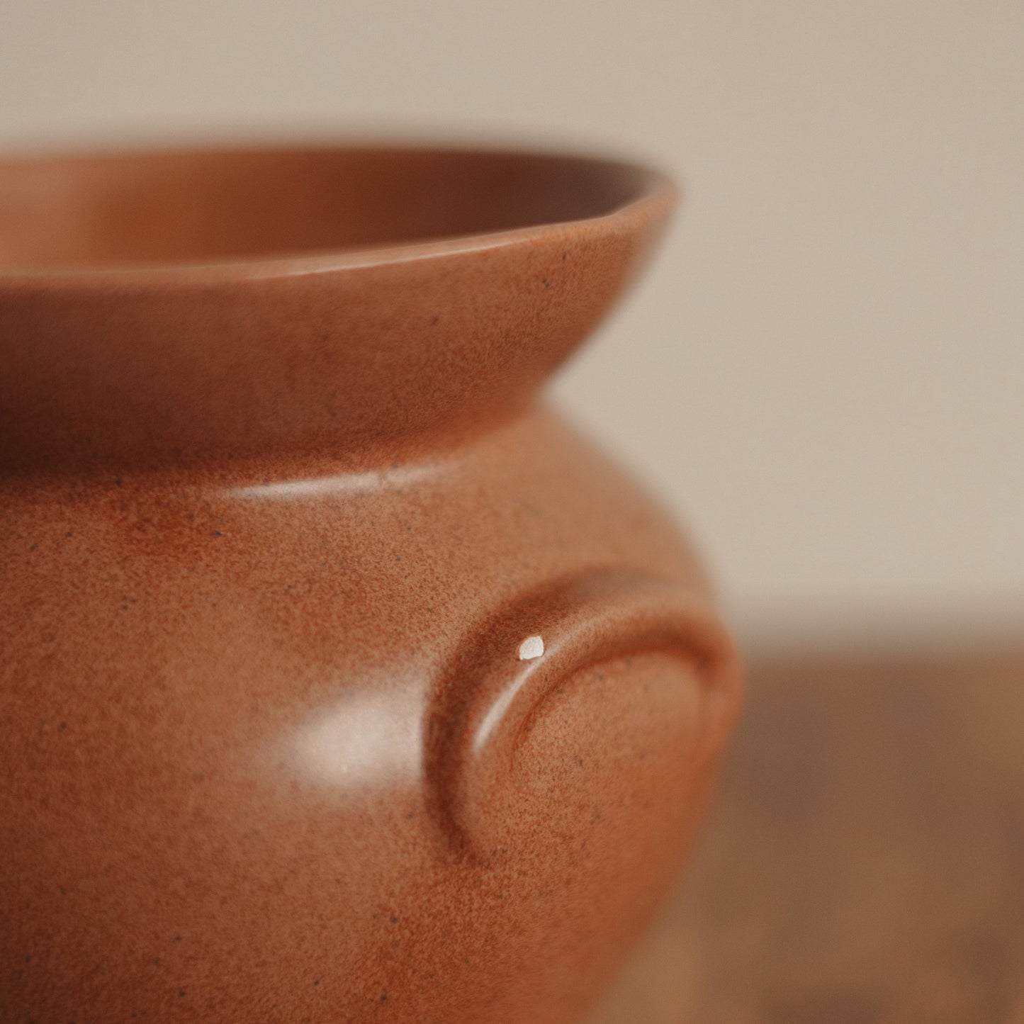 MCM Chestnut Belmar vase, USA