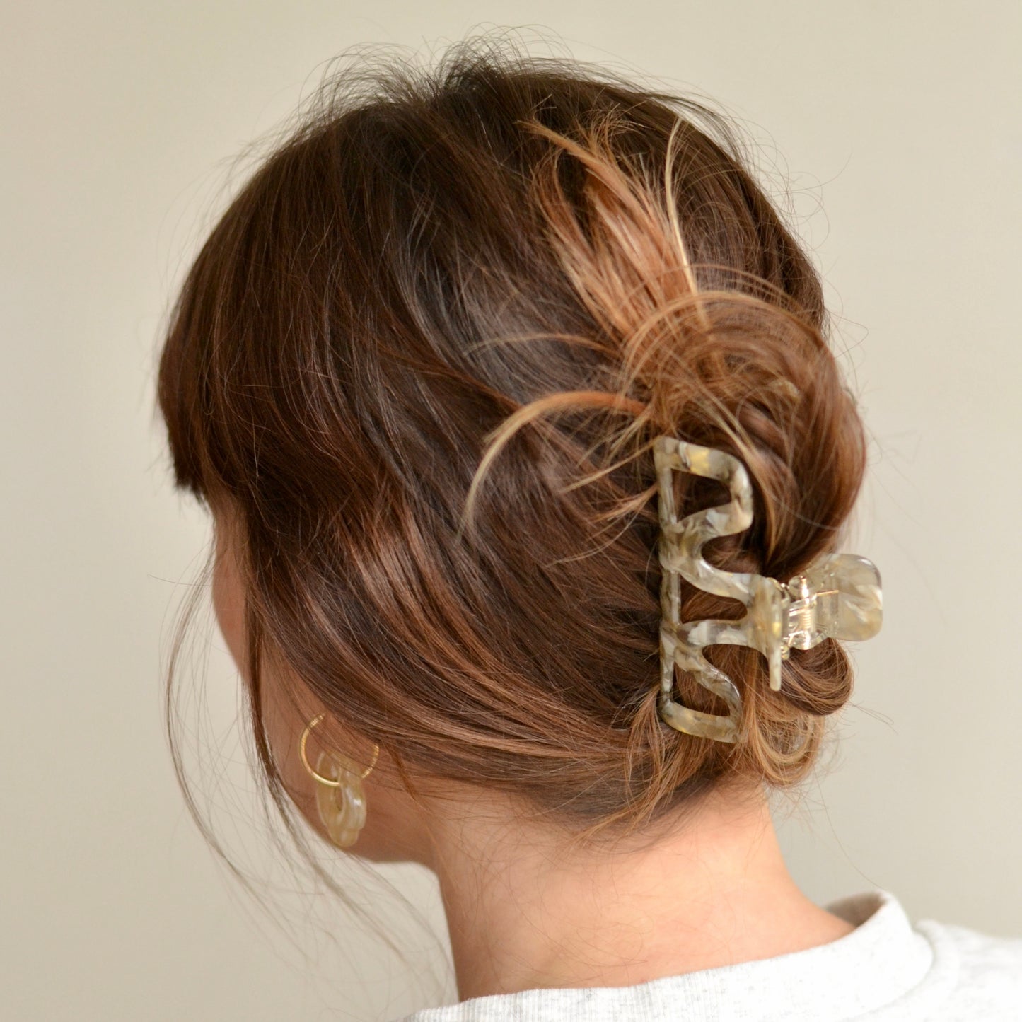 Anarchy | The Funky Clip in Gray Marble