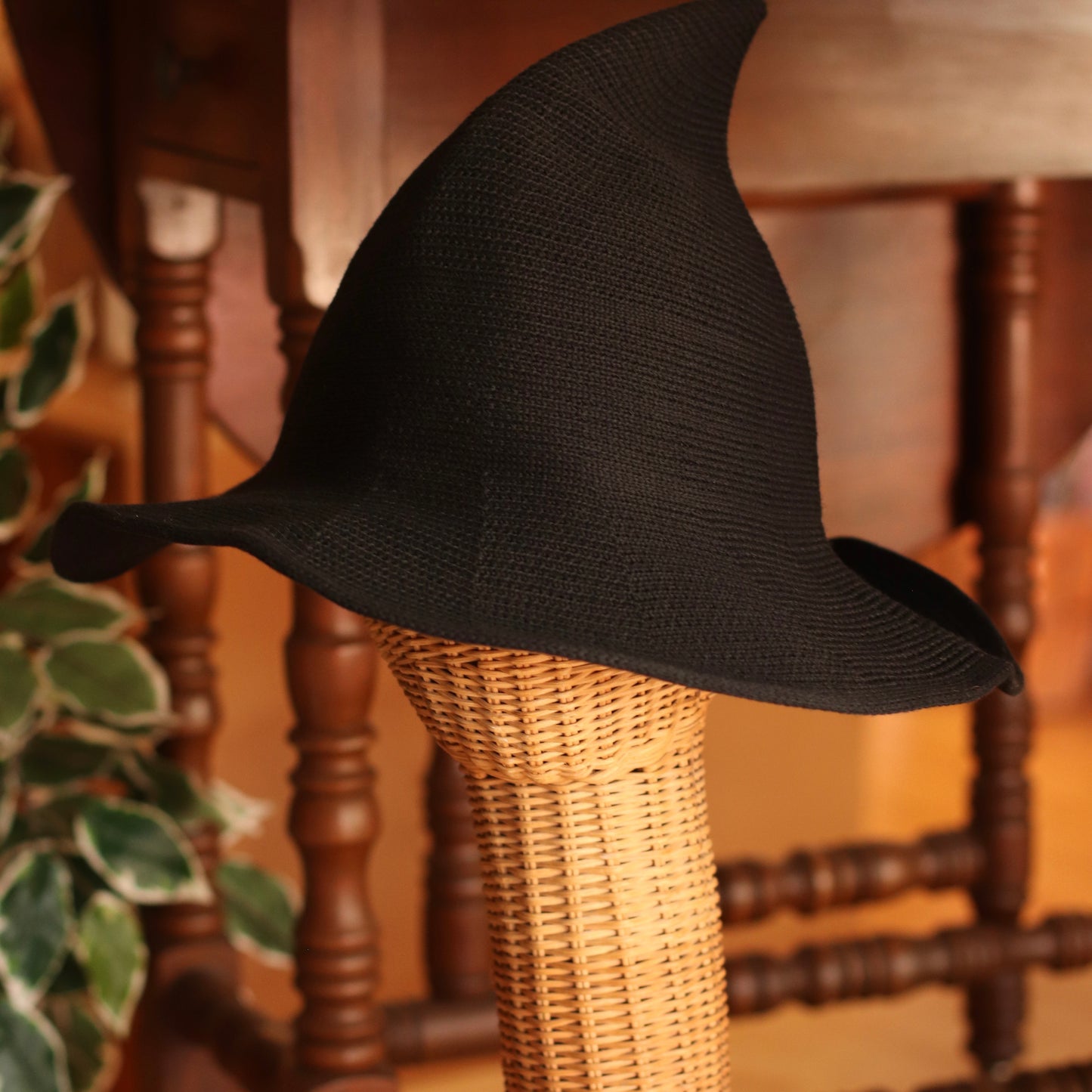 Dune Accessories | Witch's Hat, Classic Black