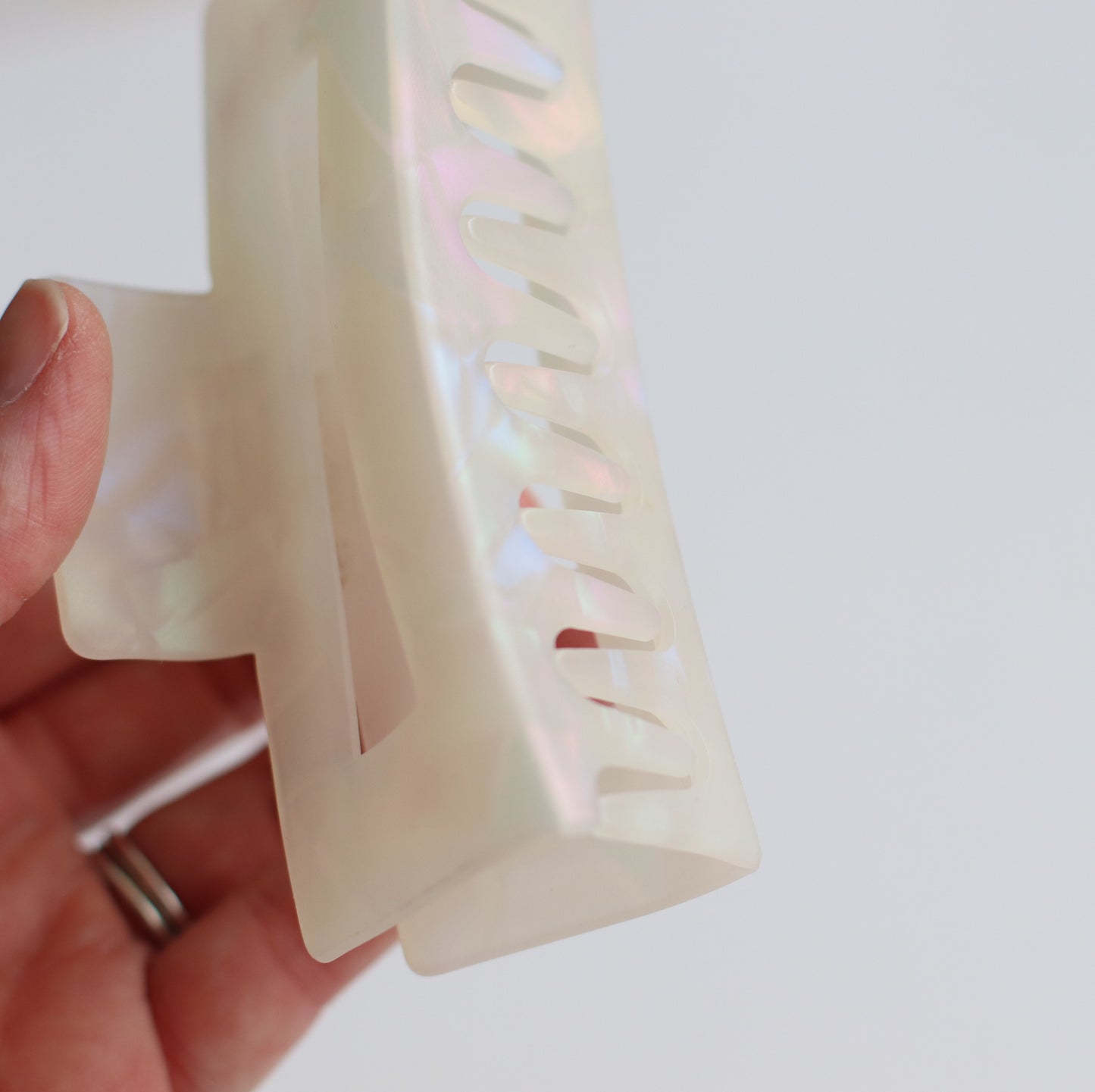 Anarchy | Large Clip in Matte Mother of Pearl