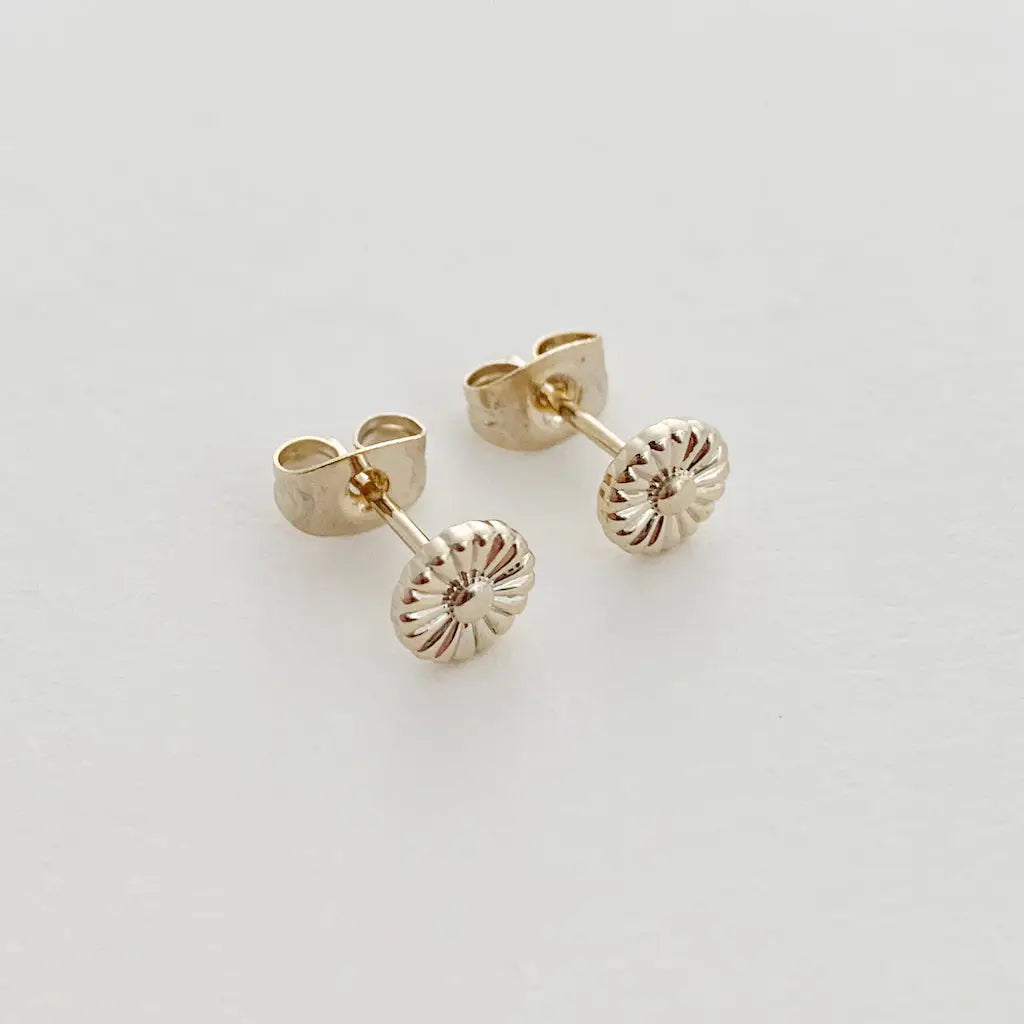 Honeycat Jewelry | Daisy Studs