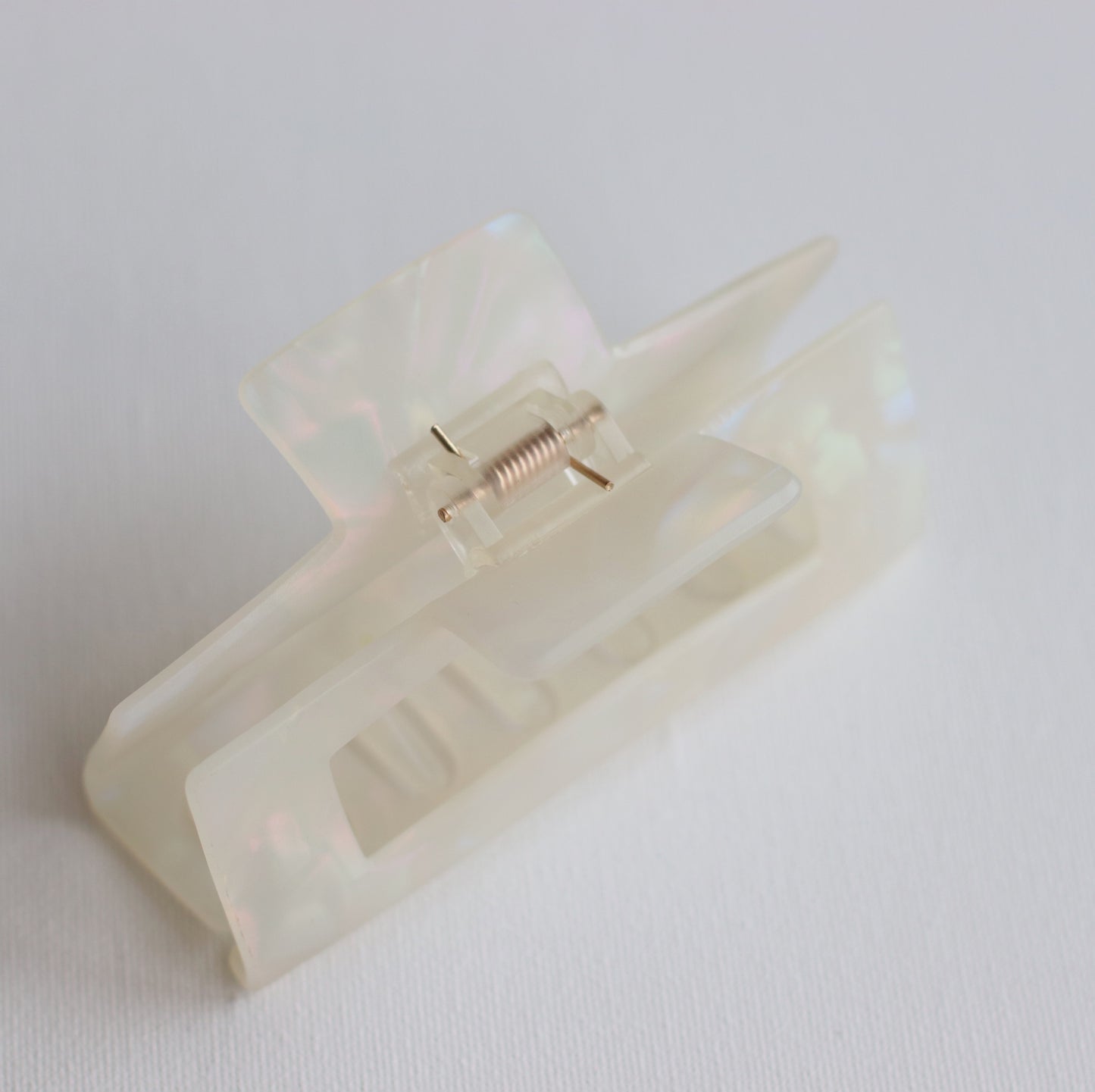 Anarchy | Large Clip in Matte Mother of Pearl