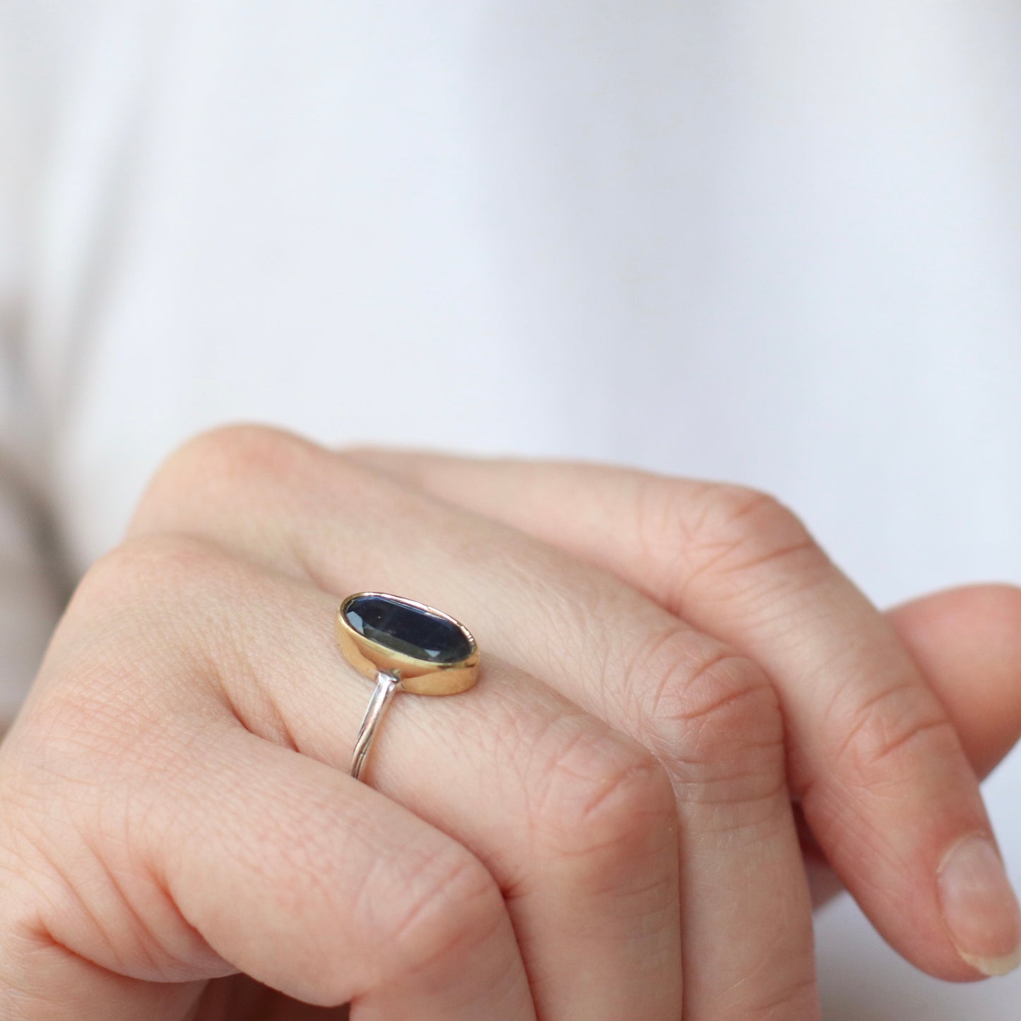 Baizaar | Sterling Silver Ring with Brass Set Labradorite Stone