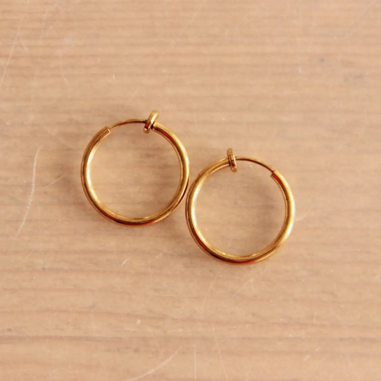 Bazou | Steel Clip Hoop Earring, 20mm