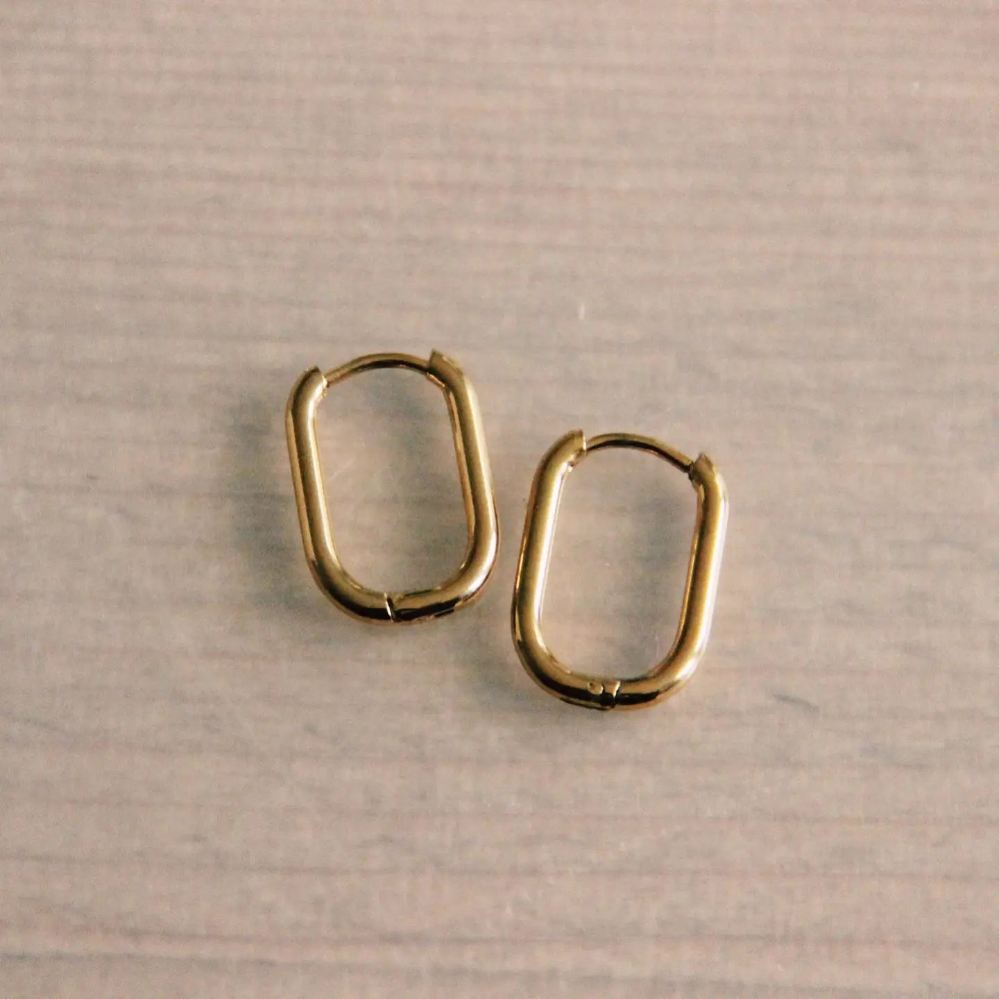 Bazou | Oval Click Hoops, 16mm