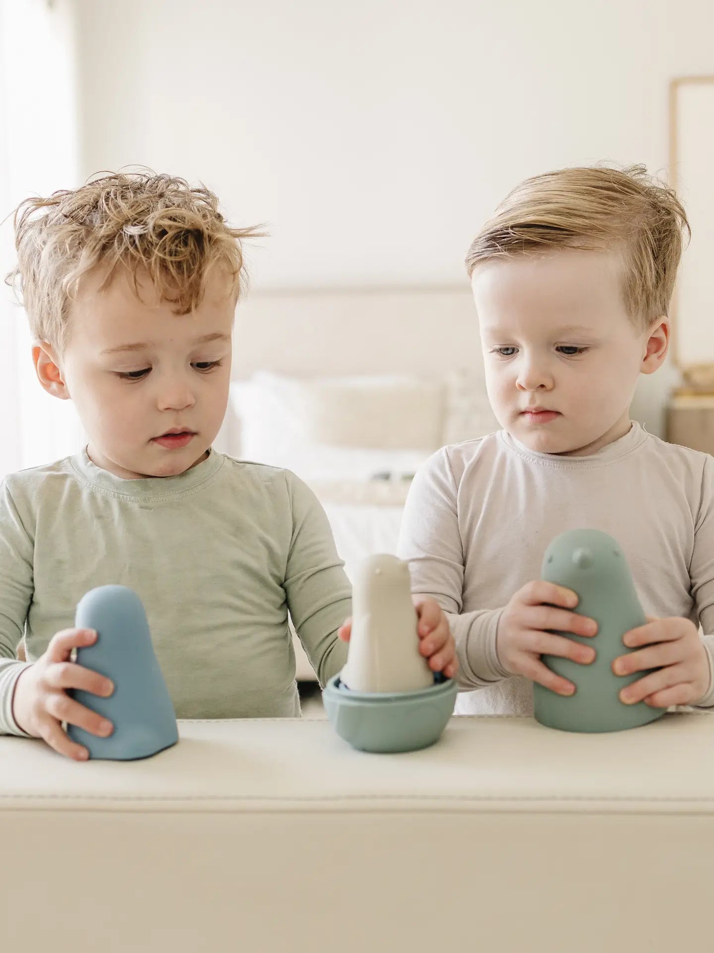 Marlowe & Co. | Silicone Blue Nesting Penguin Set