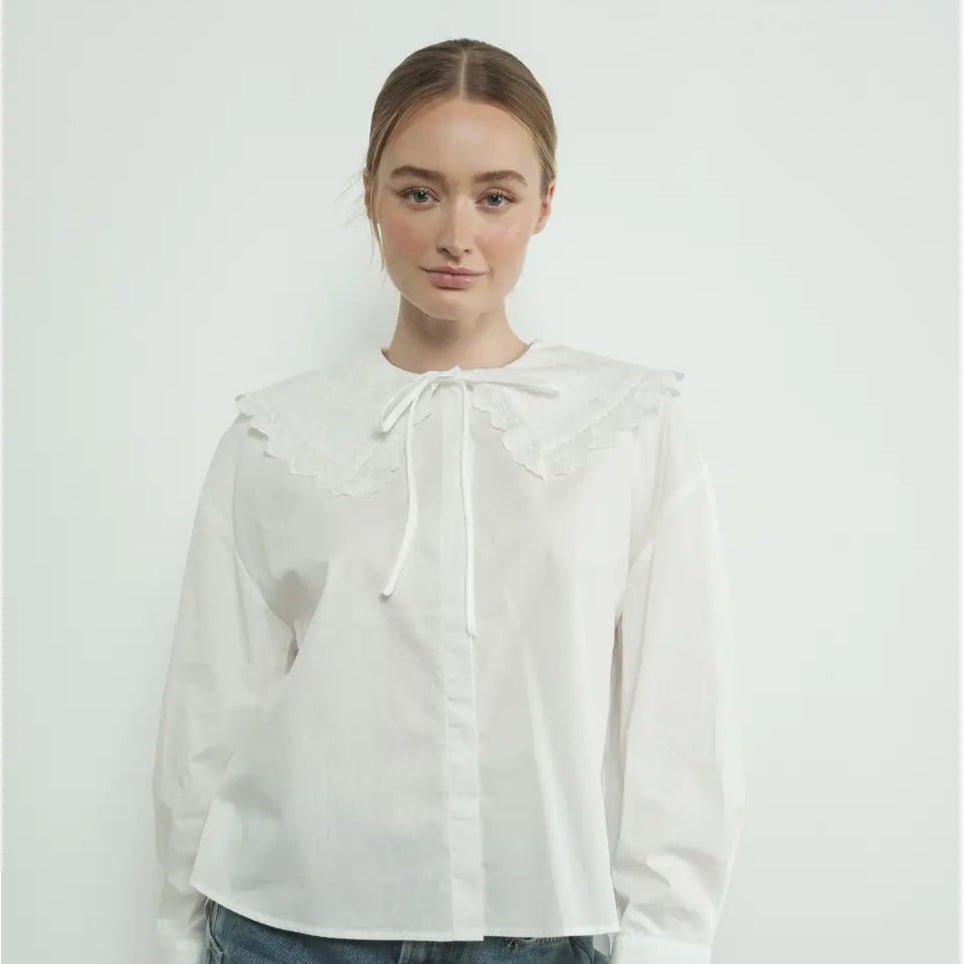 Aaron and Amber | Embroidered Peter Pan Collar Blouse
