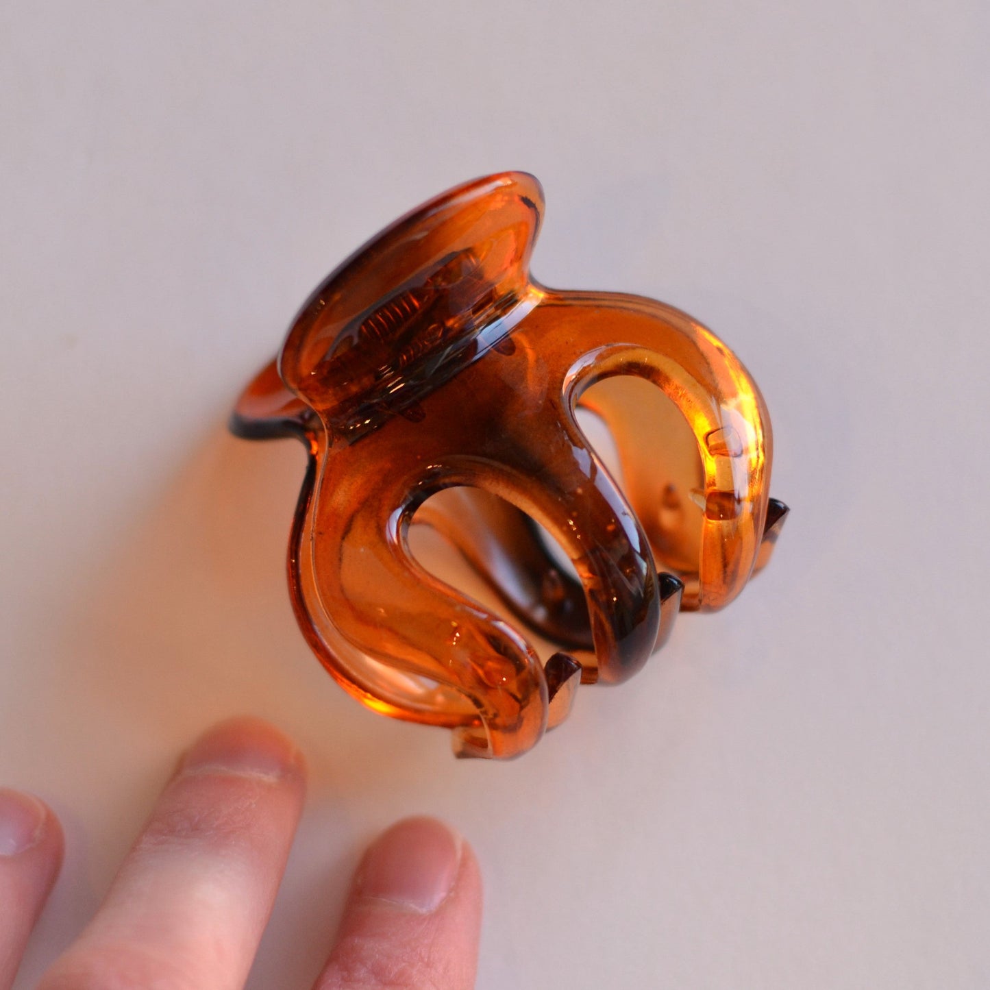 Dune Clips | Large Octopus Hair Clip, Amber