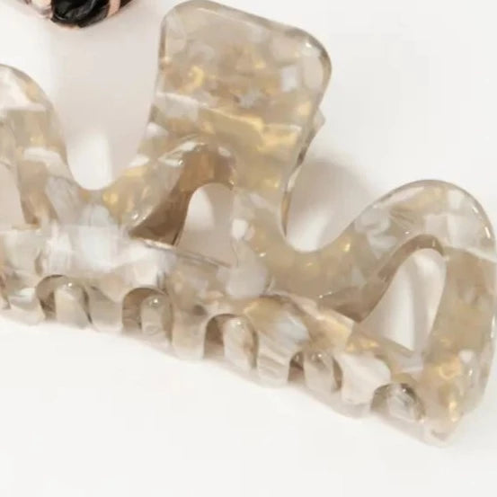 Anarchy | The Funky Clip in Gray Marble