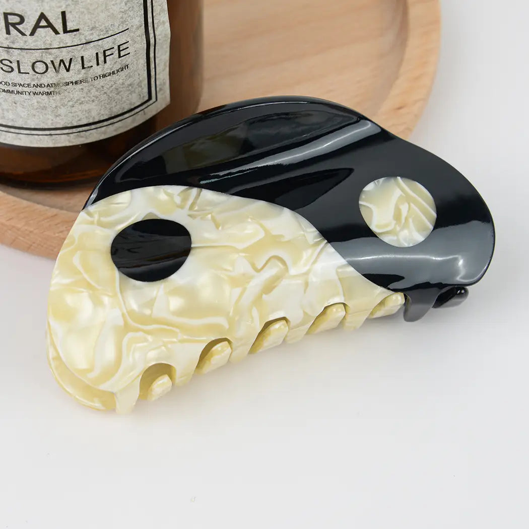 Yin Yang Claw Hair Clip, choose your color