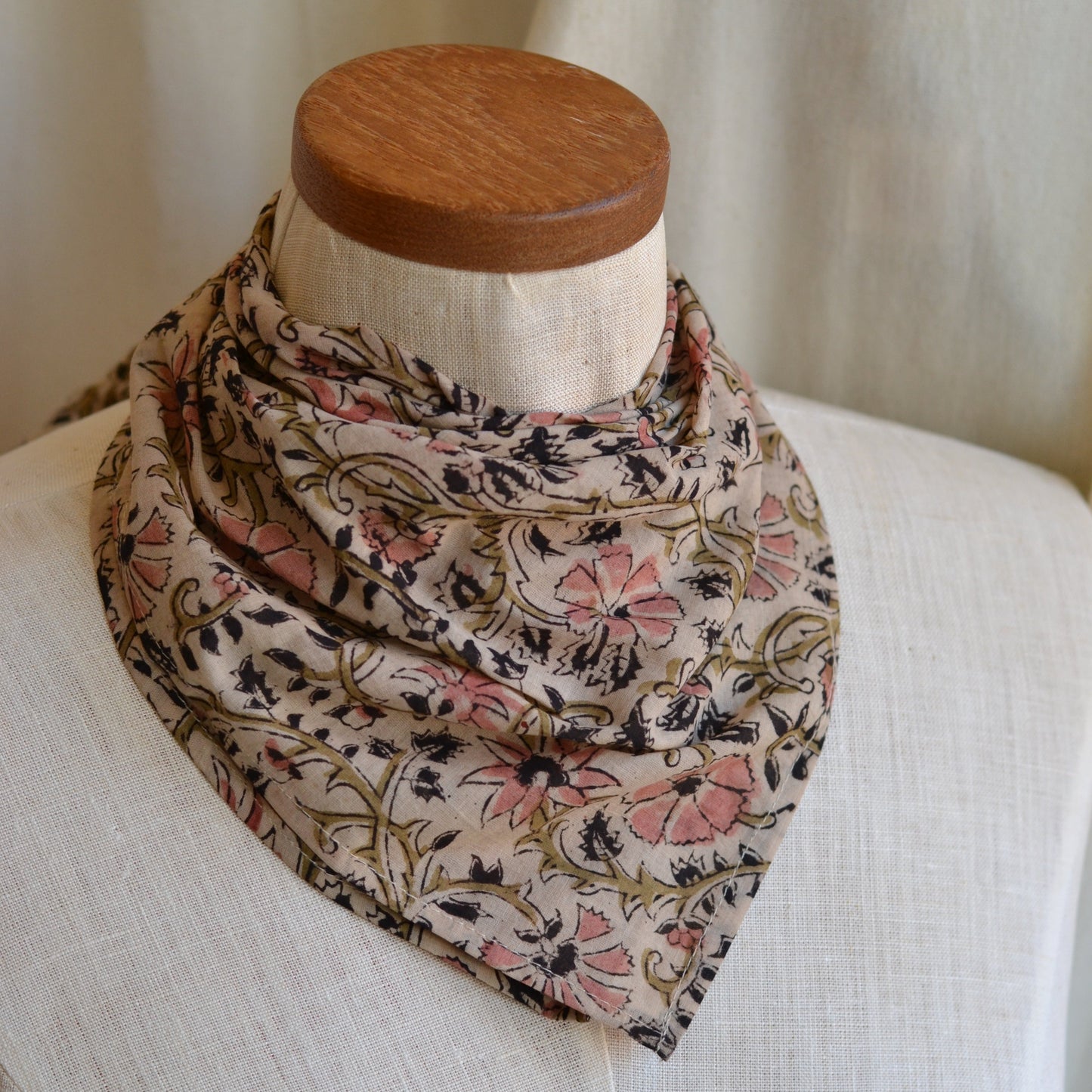 White Lotus Fashions | Kalamkari Cotton Bandana-Blossom Breeze