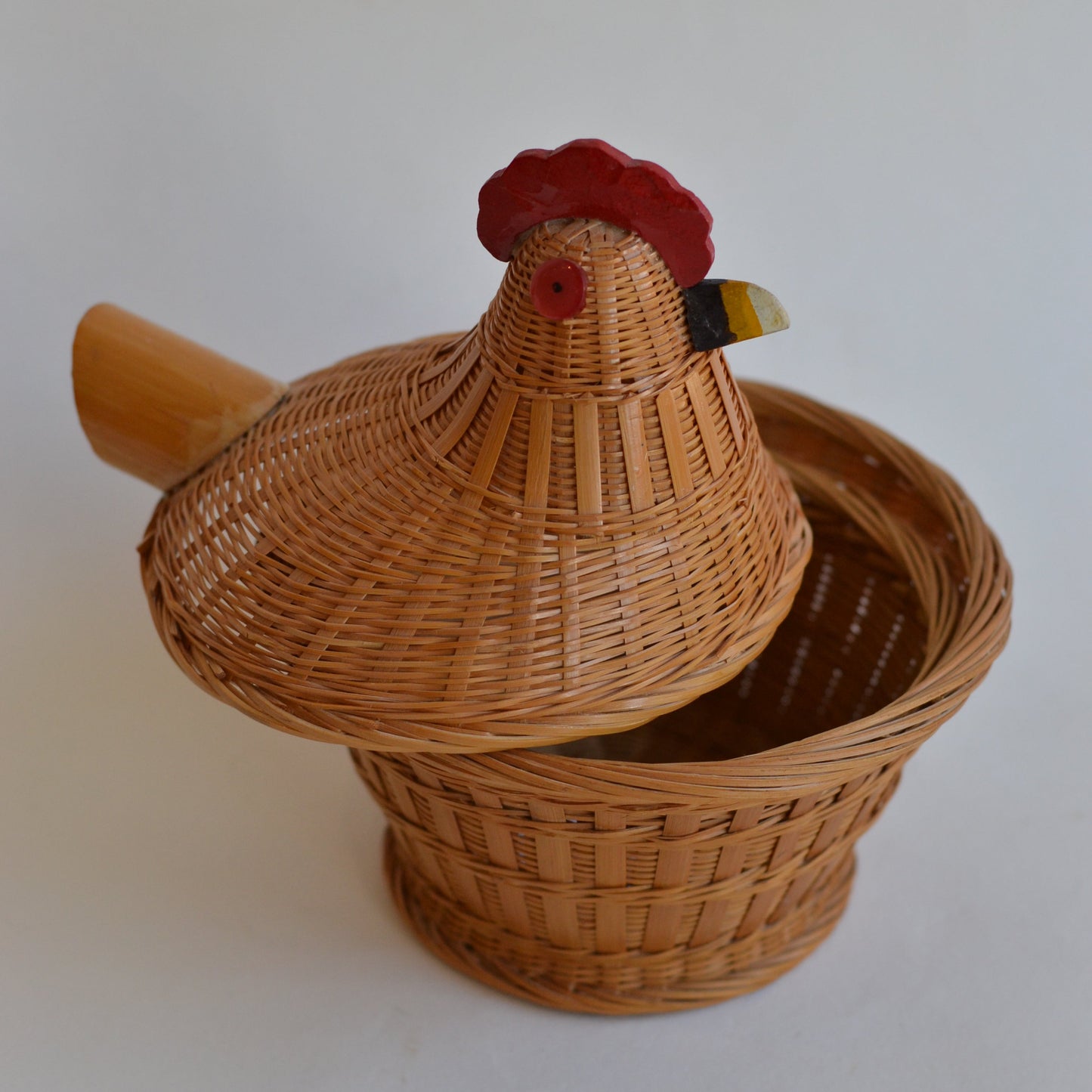 Lidded Wicker Chicken Basket
