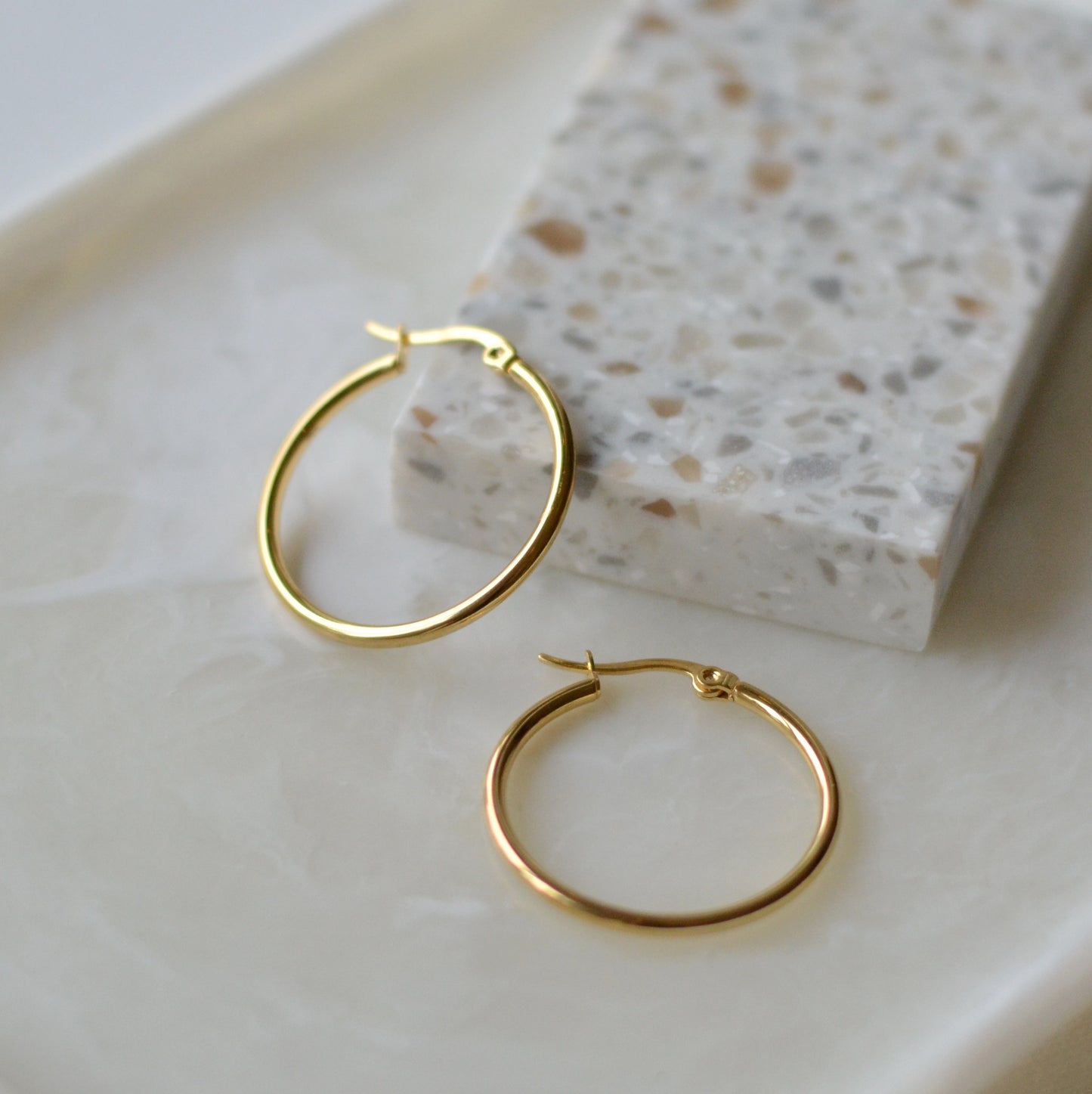 Bazou | Basic Hoops, stainless steel