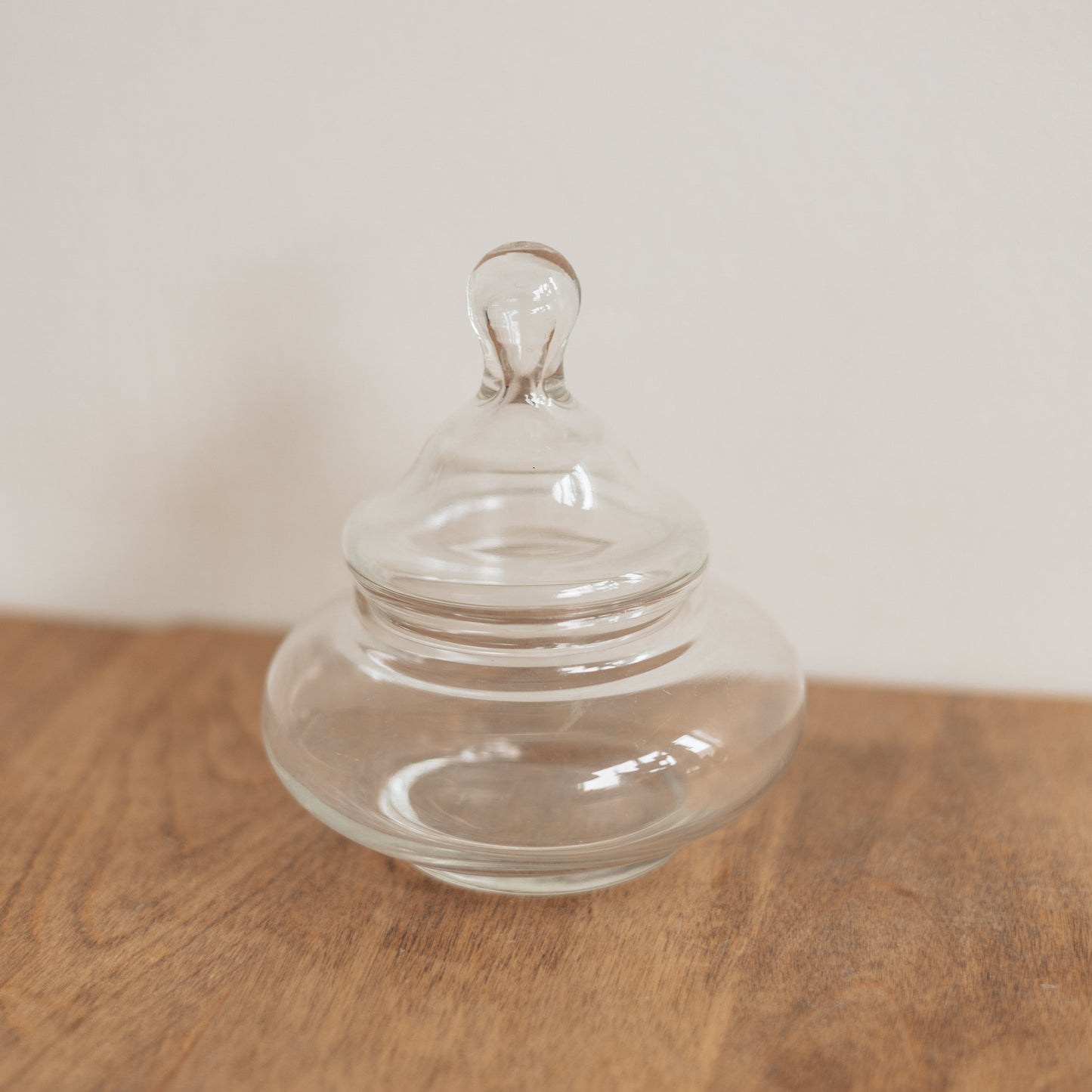 Bubble Jar with Lid