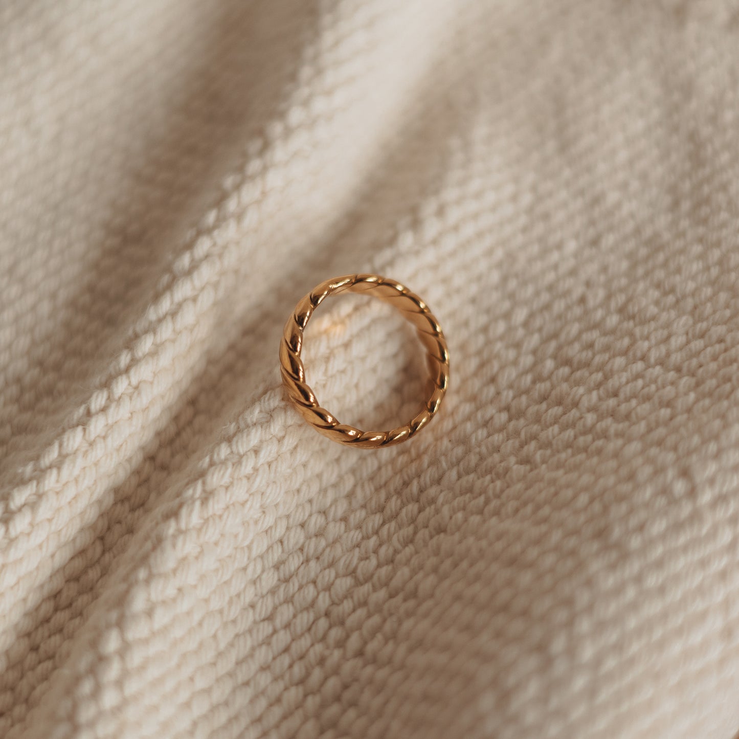 MAIQ | Twisted Stacking Ring