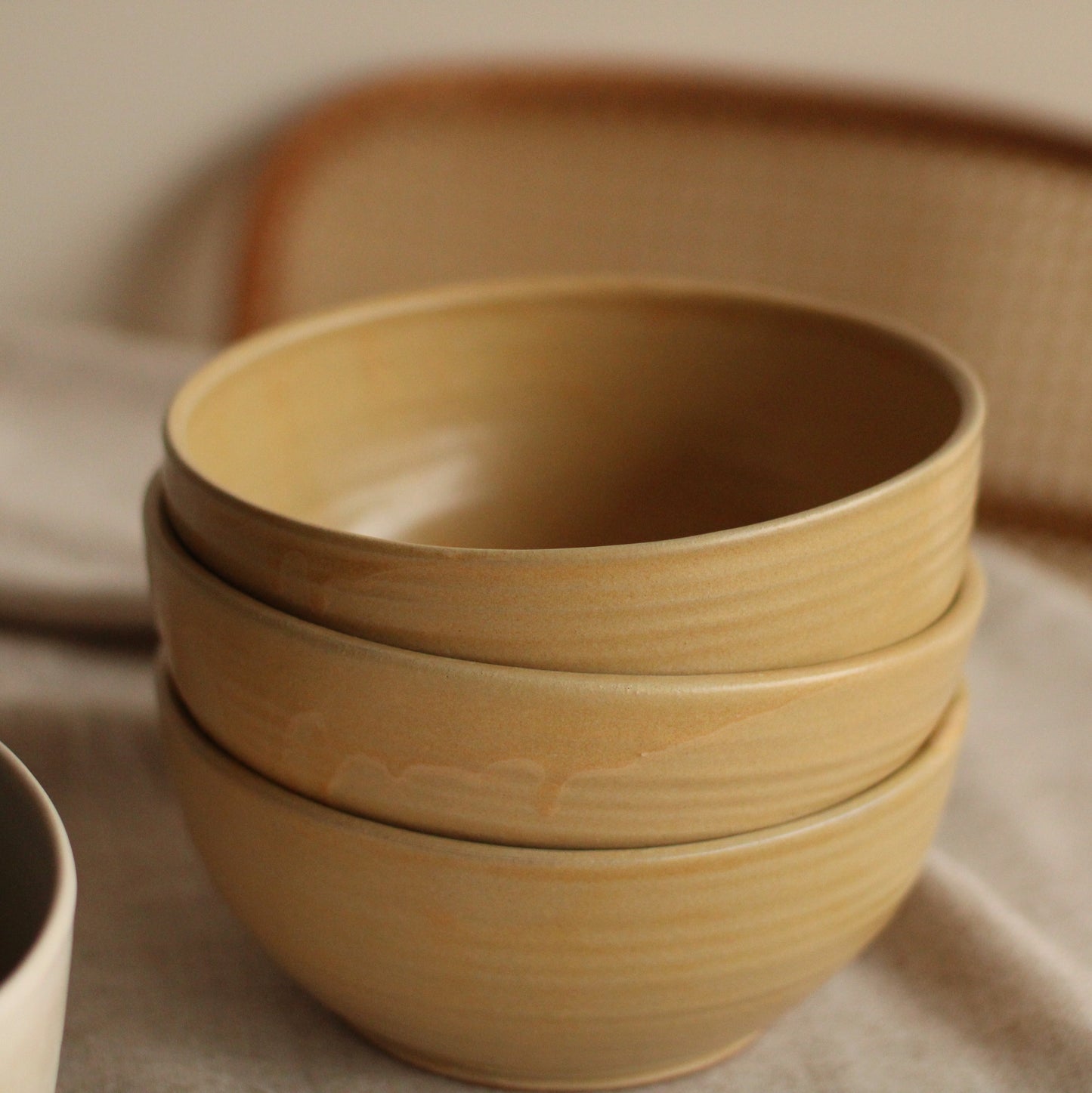 Green Road Pottery | Large Serving Bowl in Dune Glaze