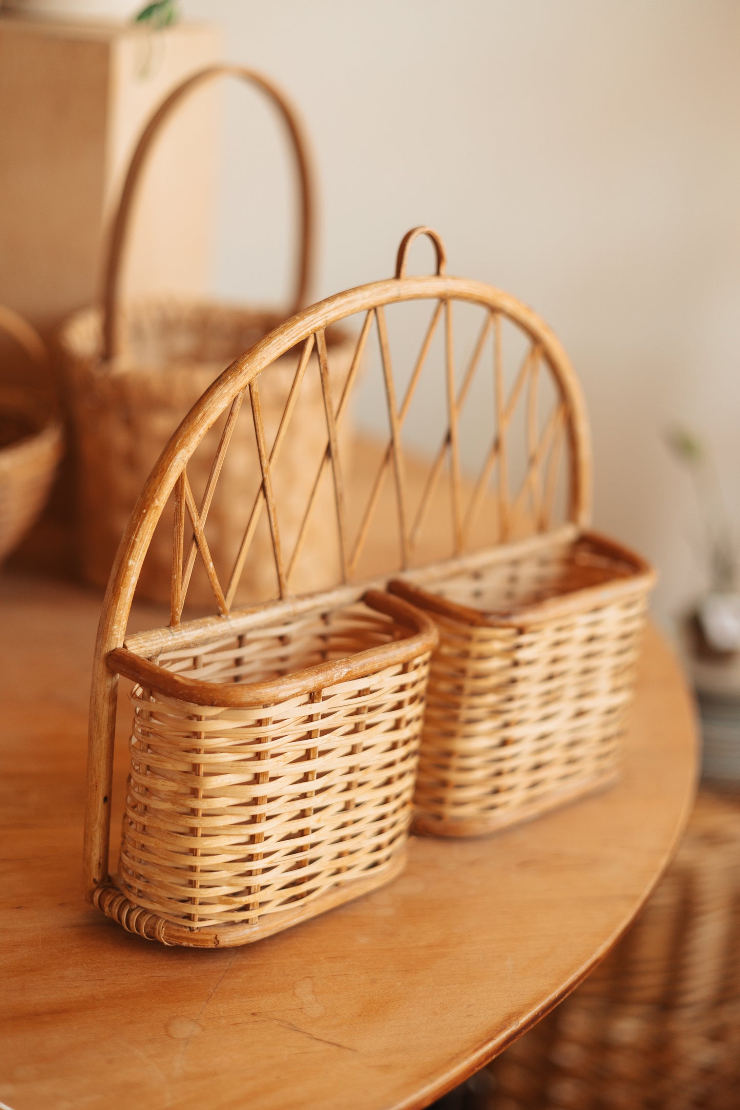 Hanging Two Pocket Letter Holder