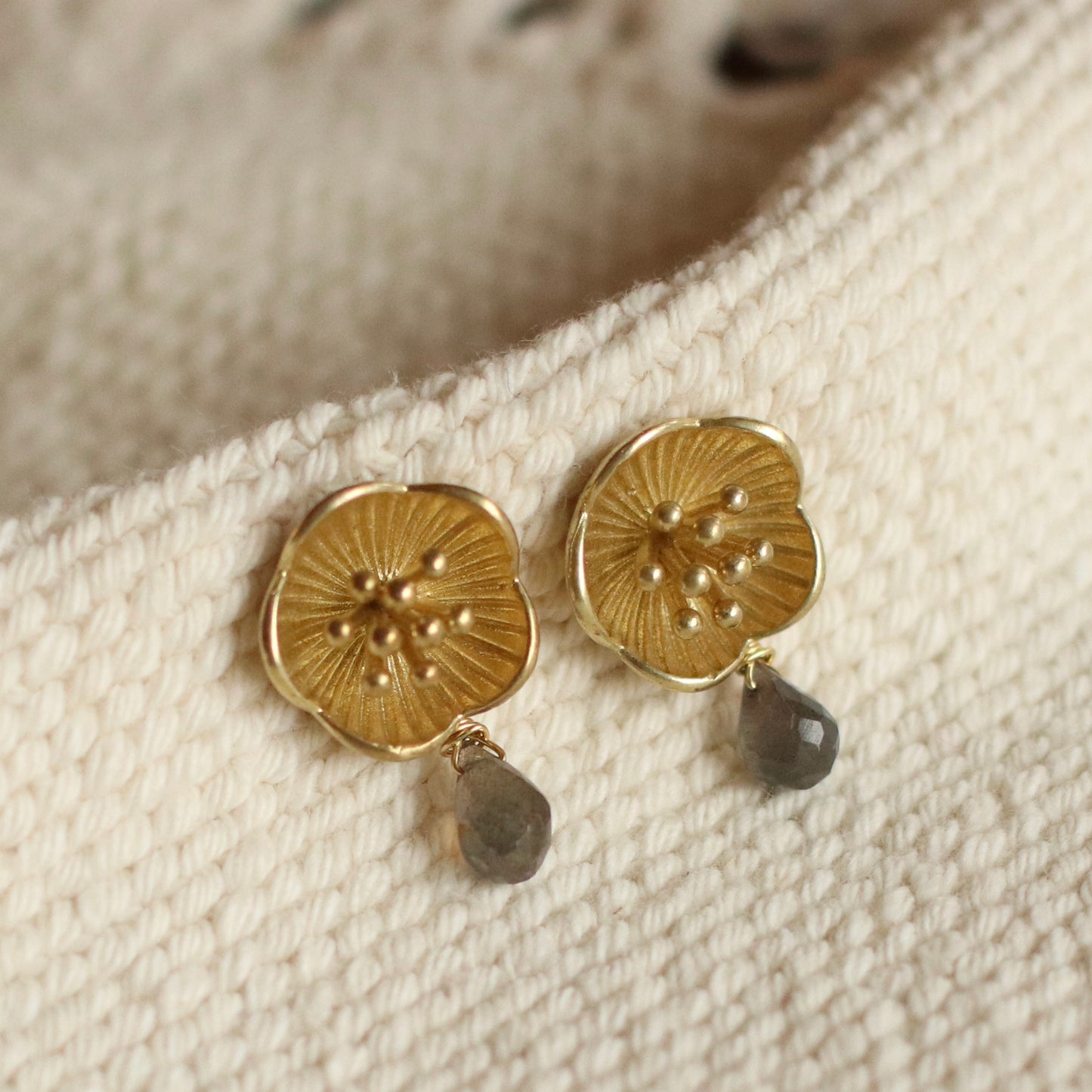 Santore | Water Lily Stud with Labradorite Earrings
