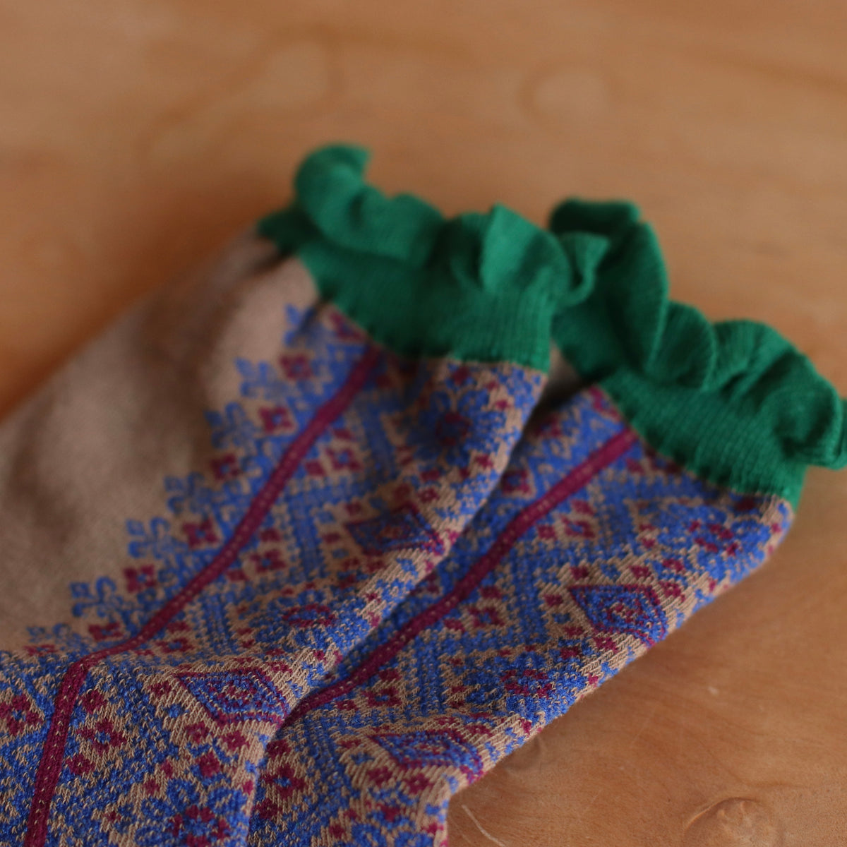 Dune Socks | Graphic Pattern Ruffled Crew Sock, Green