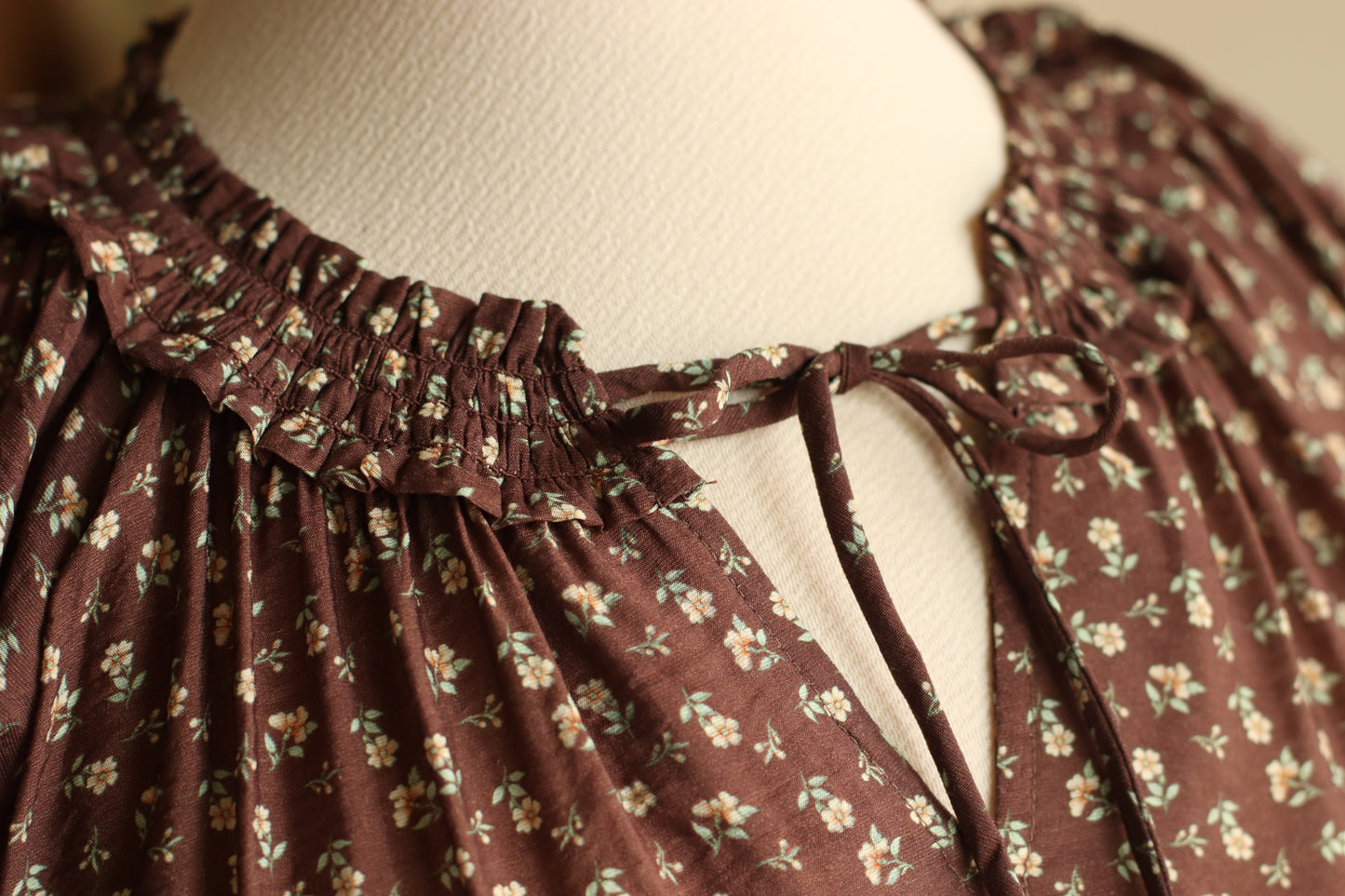 Wishlist | Tie Neck Floral Blouse