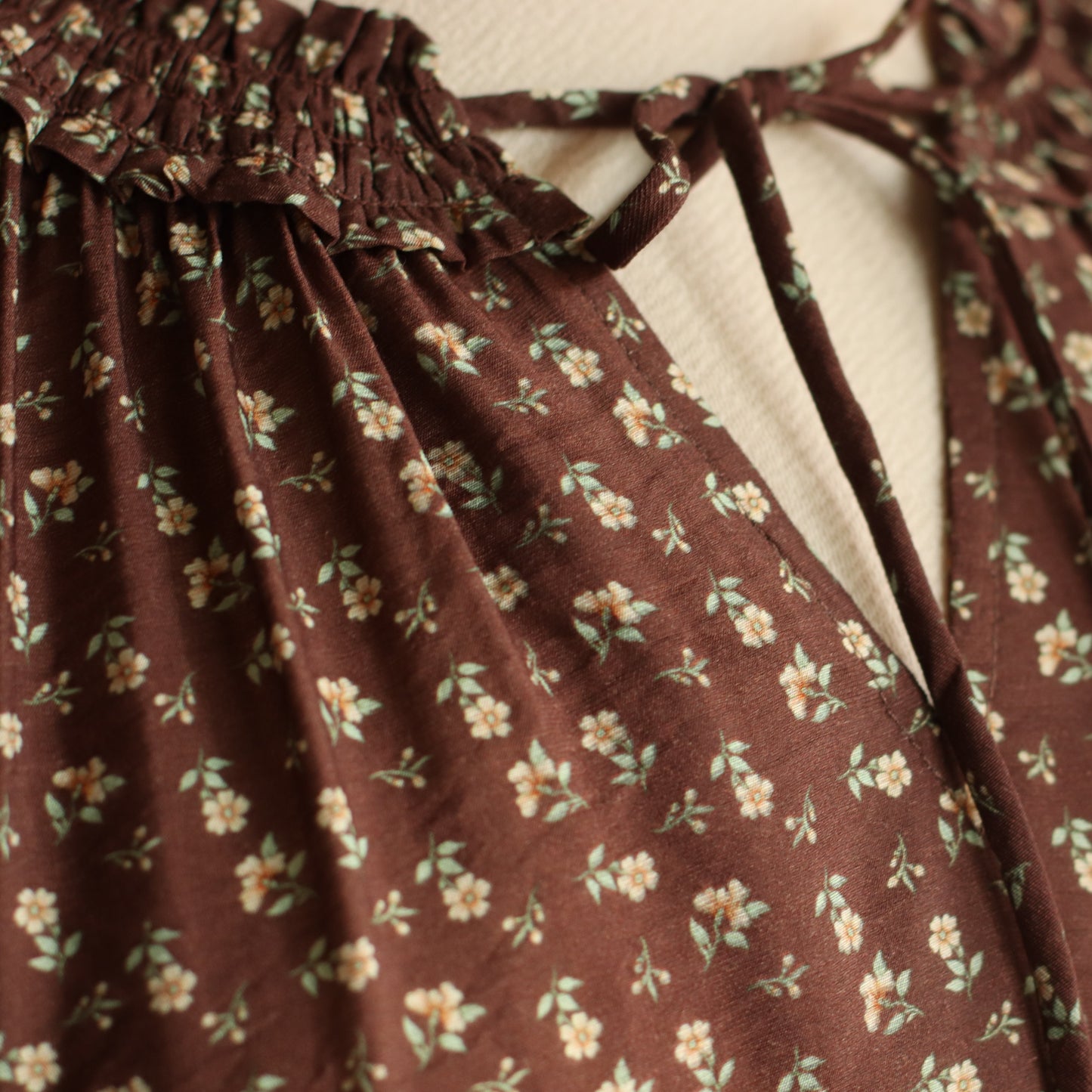 Wishlist | Tie Neck Floral Blouse