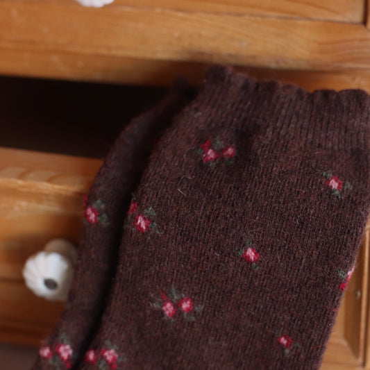 Dune Socks | Extra Soft Tiny Floral Socks, Chocolate