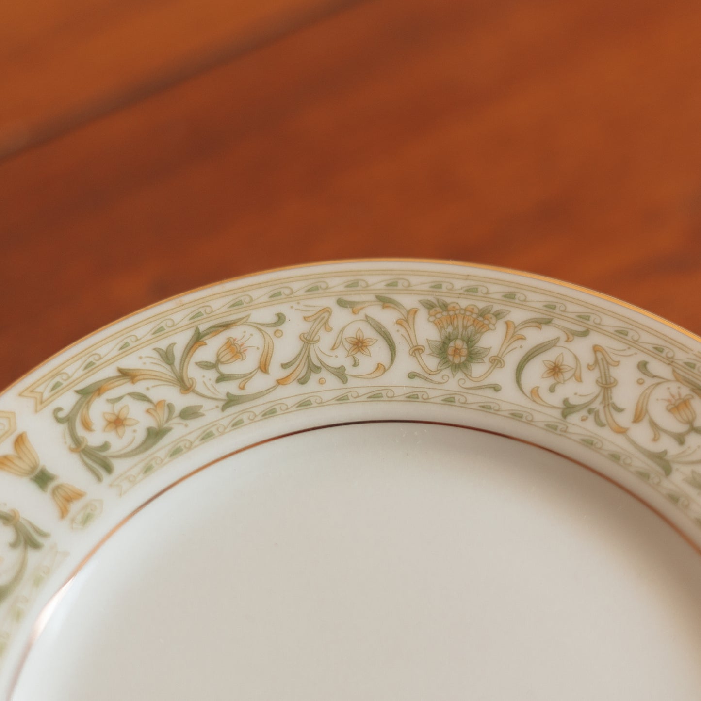 Felicity by Daniele China Dessert Plates from Japan, Set of 4