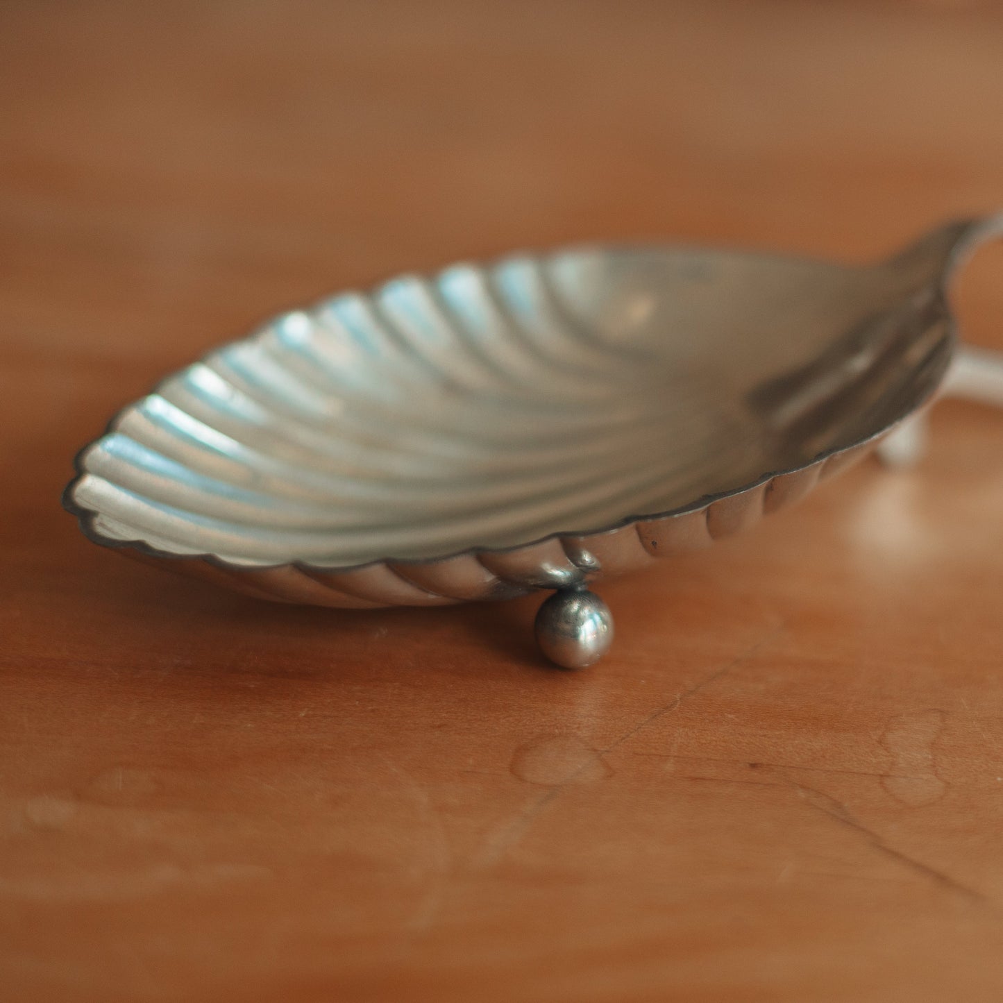 Metal Shell Trinket Dish with Handle