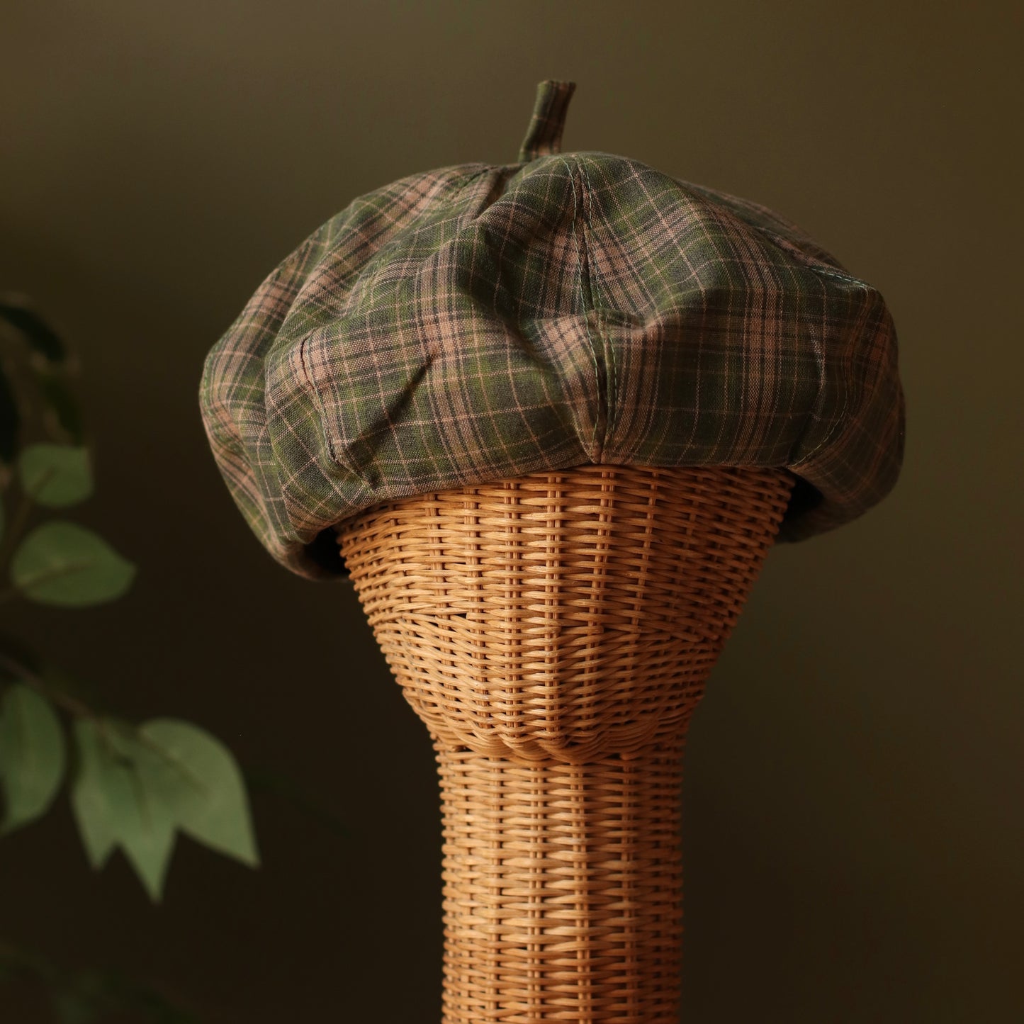 Dune Accessories | British Style Plaid Beret, Green