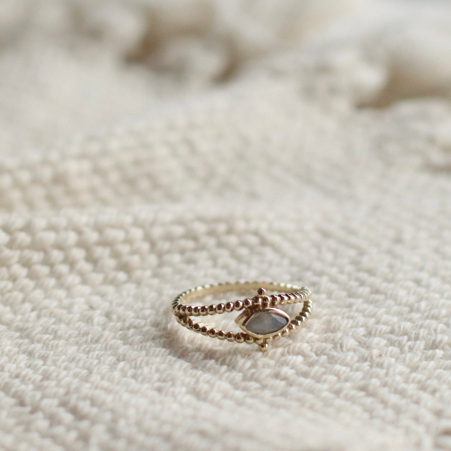 Baizaar | Moonstone Dotted Double Band Ring, Brass