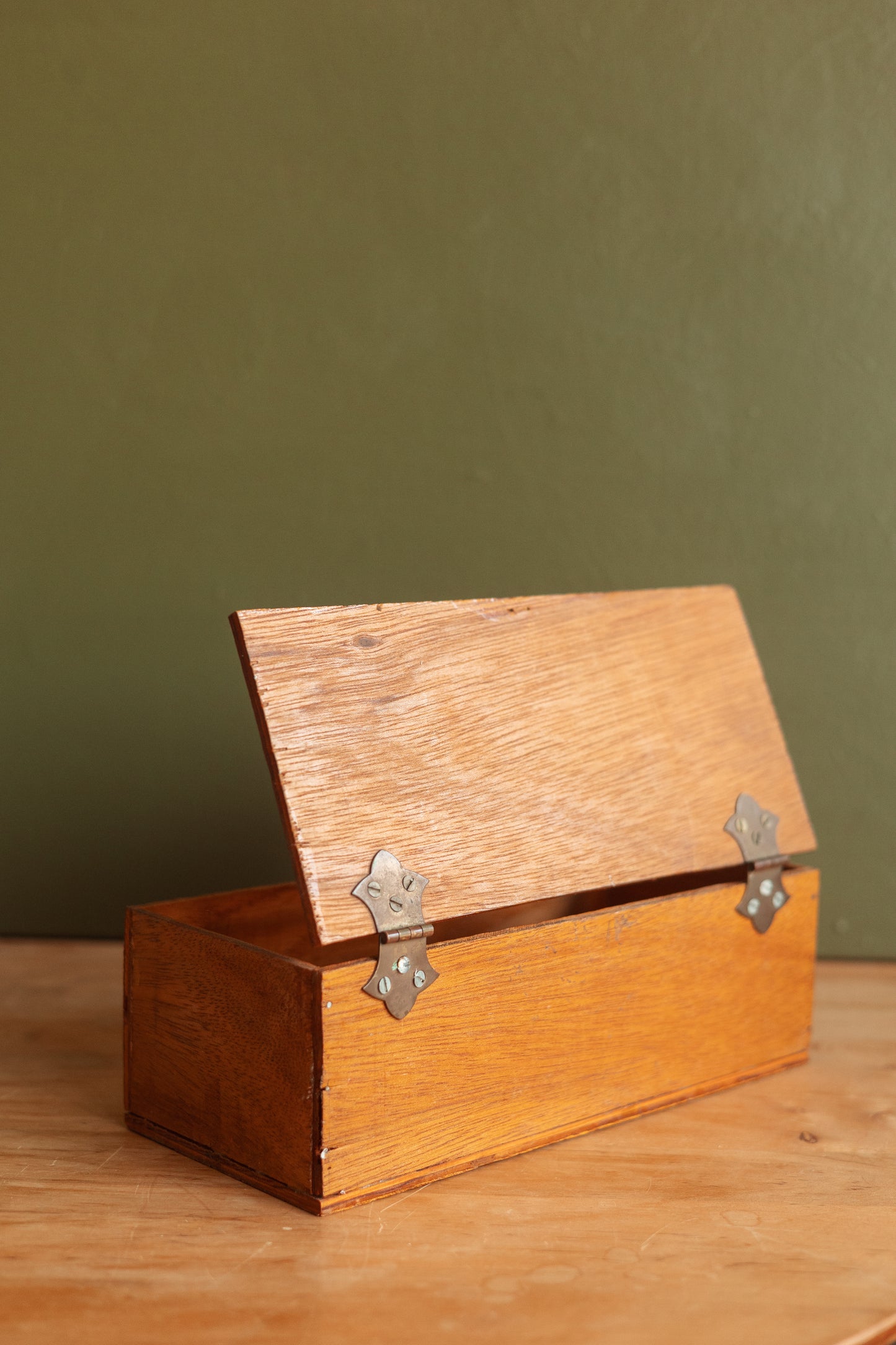 Wood Hinge Lidded Box