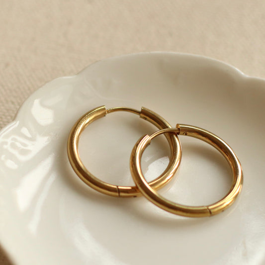 Dune Hoops | Gold Stainless Steel Hoop Huggie, 20mm