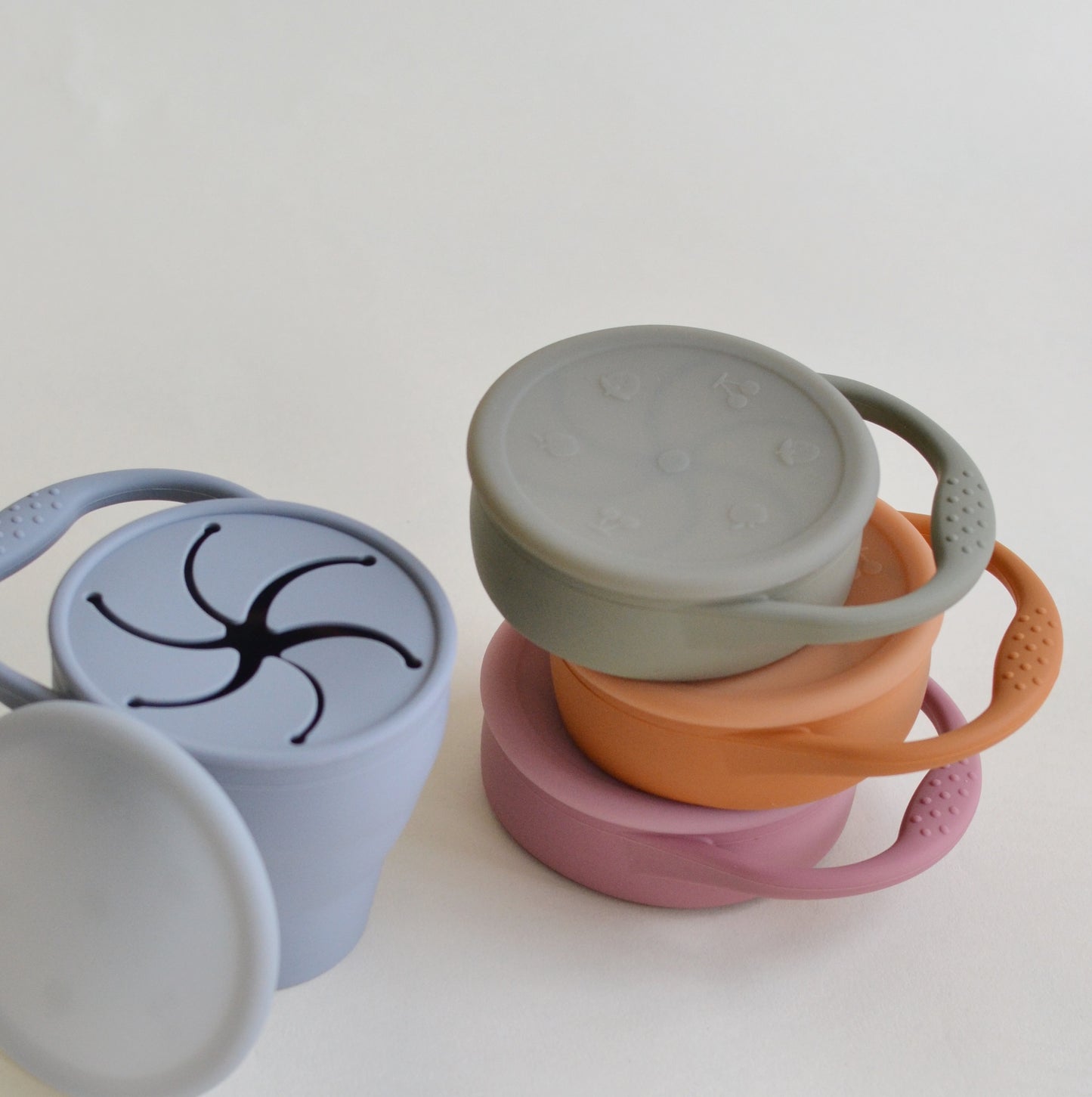 Ed & Co | Silicone Snack Cup, Sage