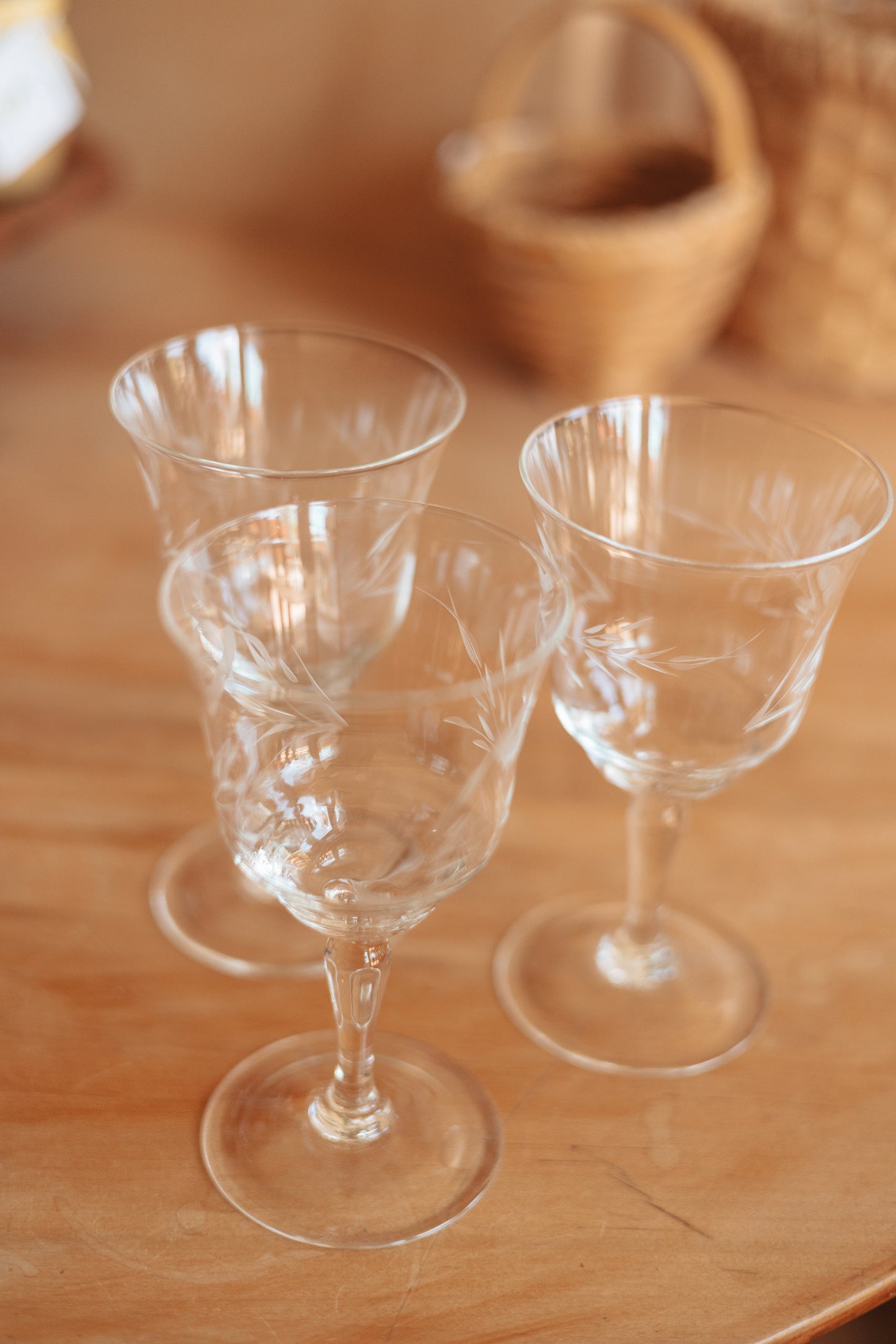 Stemmed Red Wine Glasses with Etching Detail, Set of 3