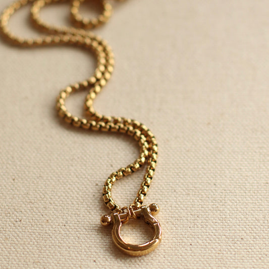 Dune Chain | Horse Shoe Carabiner Charm Holder Necklace, 16"
