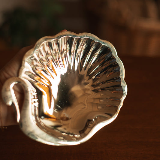 Swan Handled Clam Shell Dish