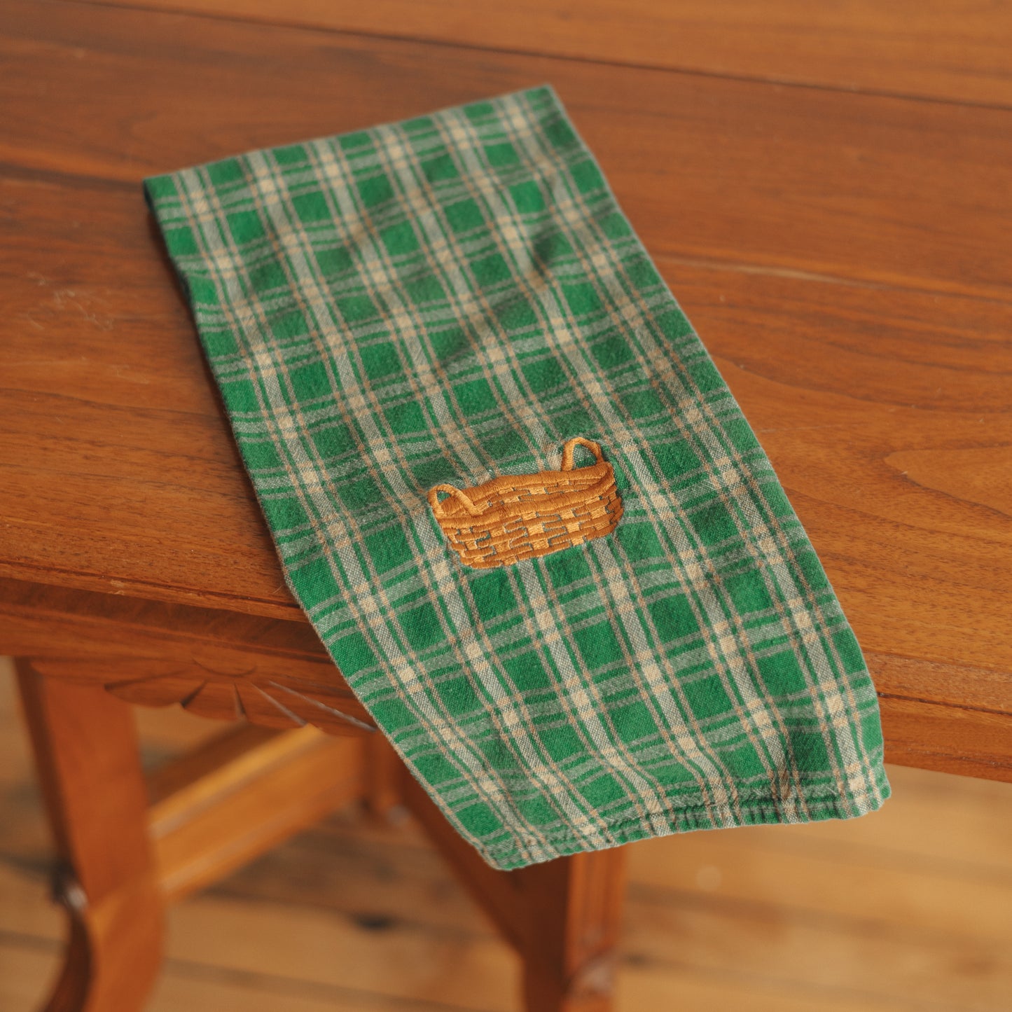 Green Plaid Hand Towel with Basket Embroidery