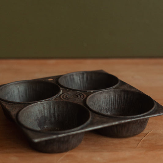 Antique Metal Muffin Tin