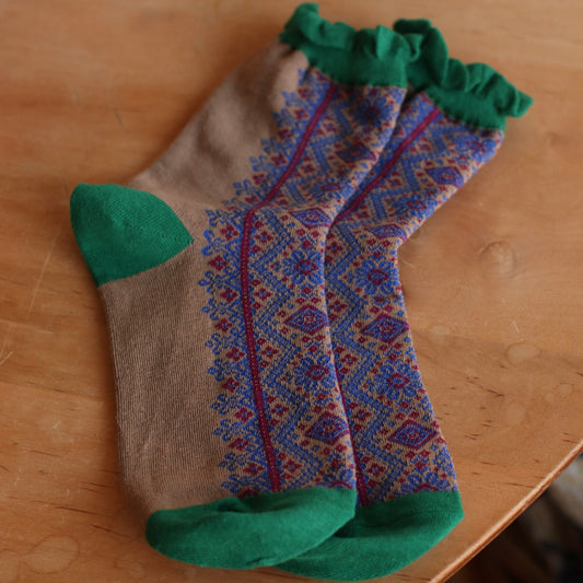 Dune Socks | Graphic Pattern Ruffled Crew Sock, Green