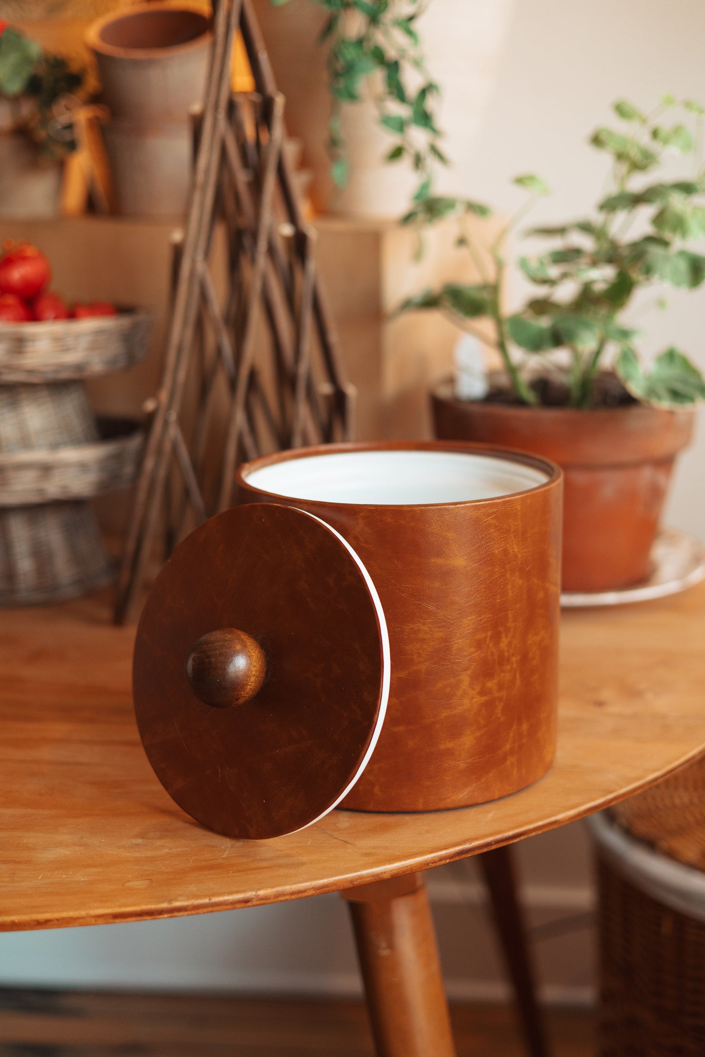 Faux Leather Vintage Ice Bucket