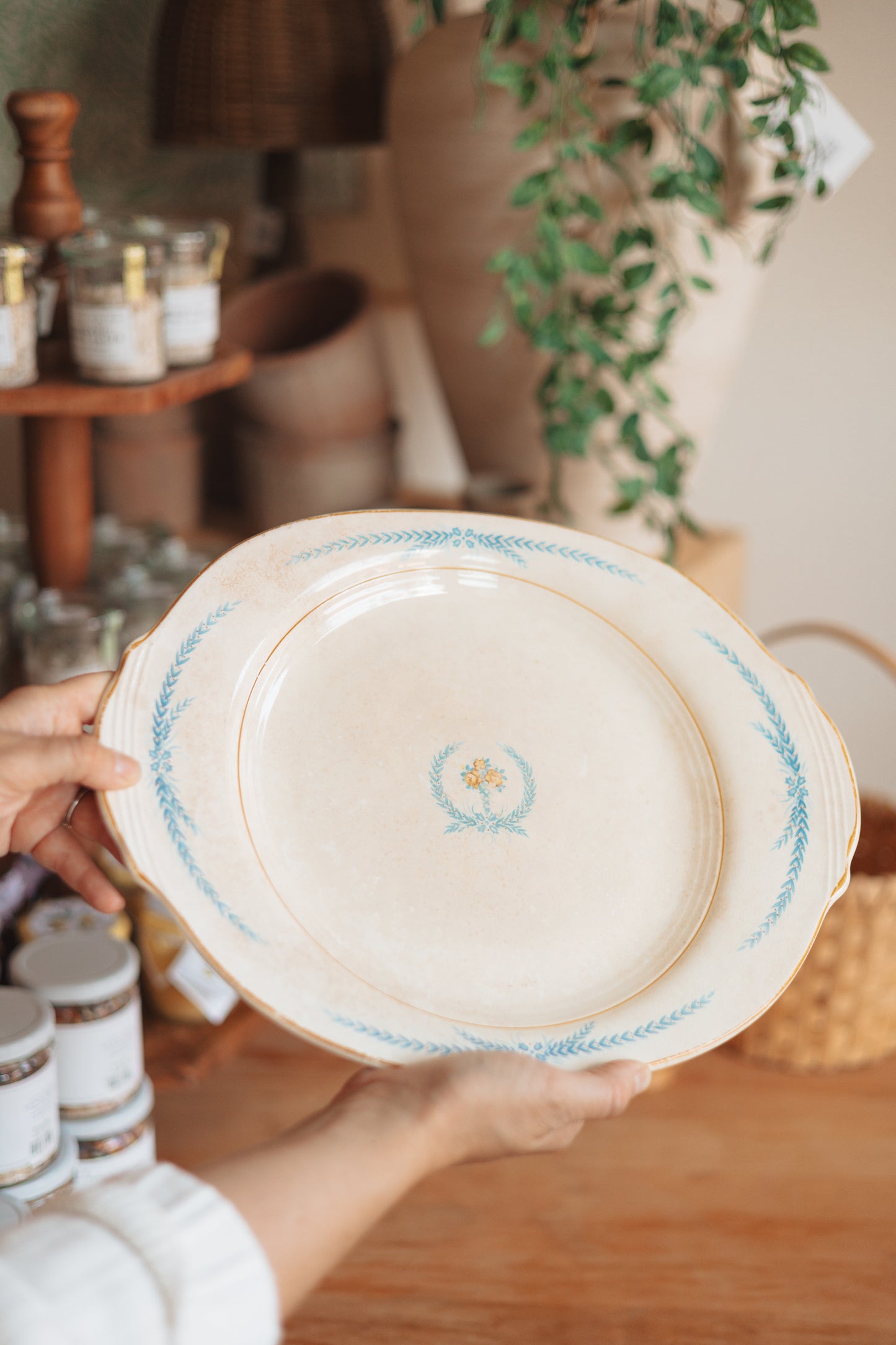 Large Decorative Platter with Blue and Gold Detailing