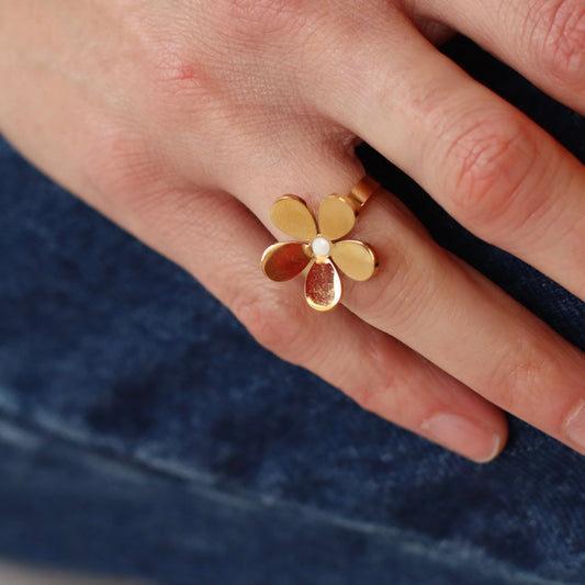 Bazou | Statement Daisy Ring, Stainless Steel