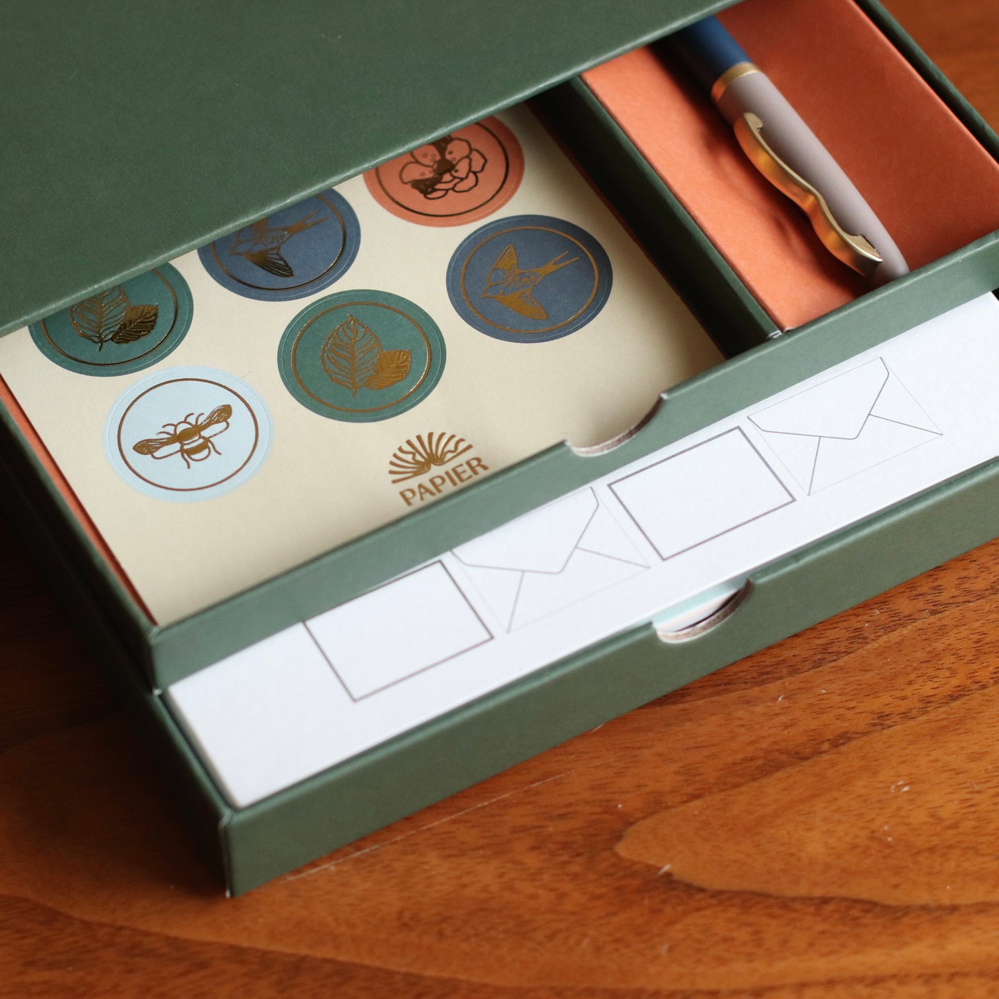 Papier | Writing Gift Set