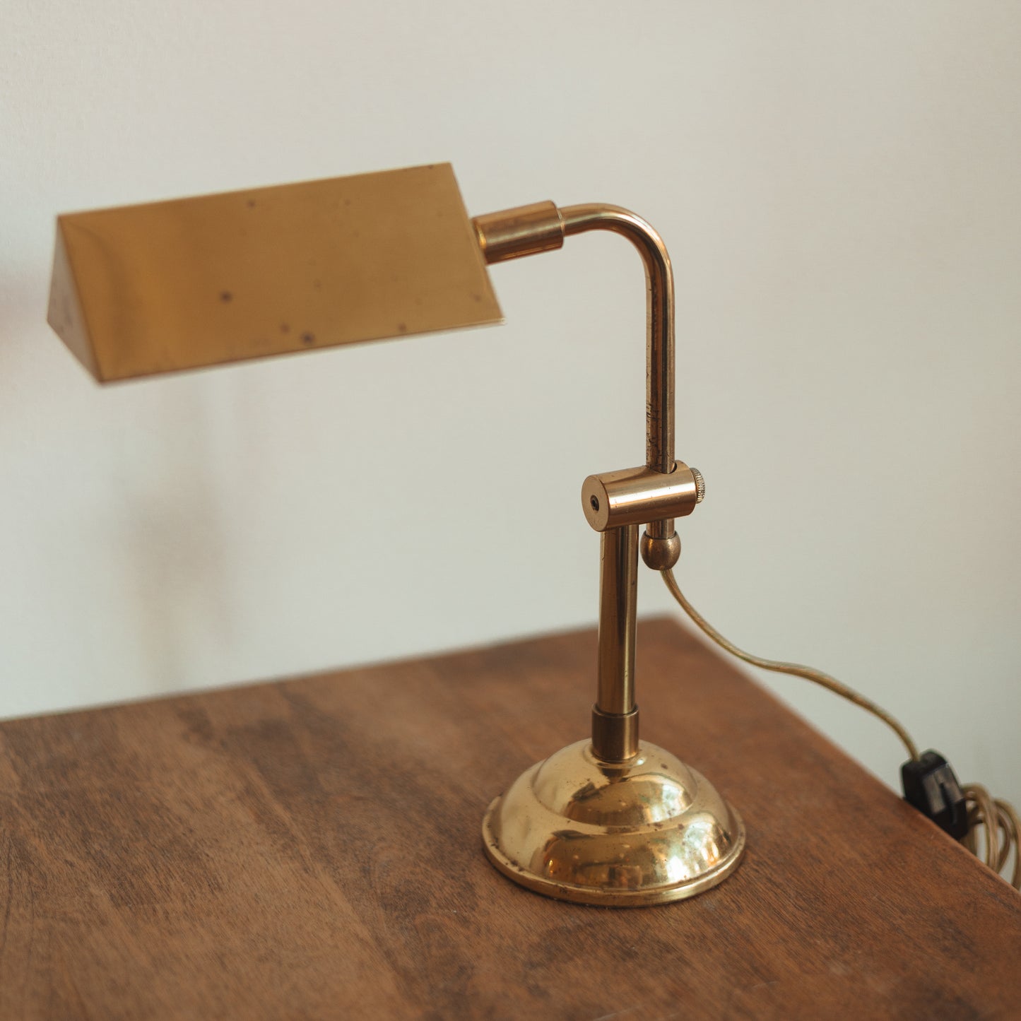 Small Desktop Brass Lap
