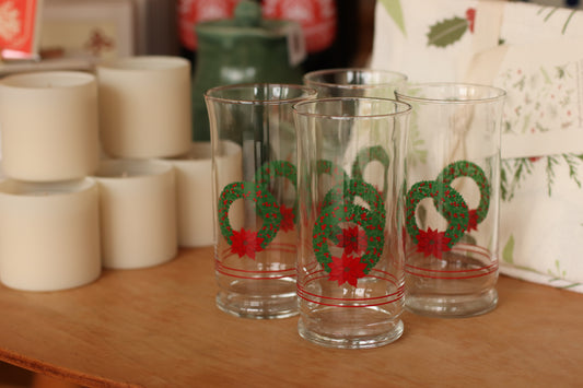 Vintage Christmas Wreath Glasses, Set of 4