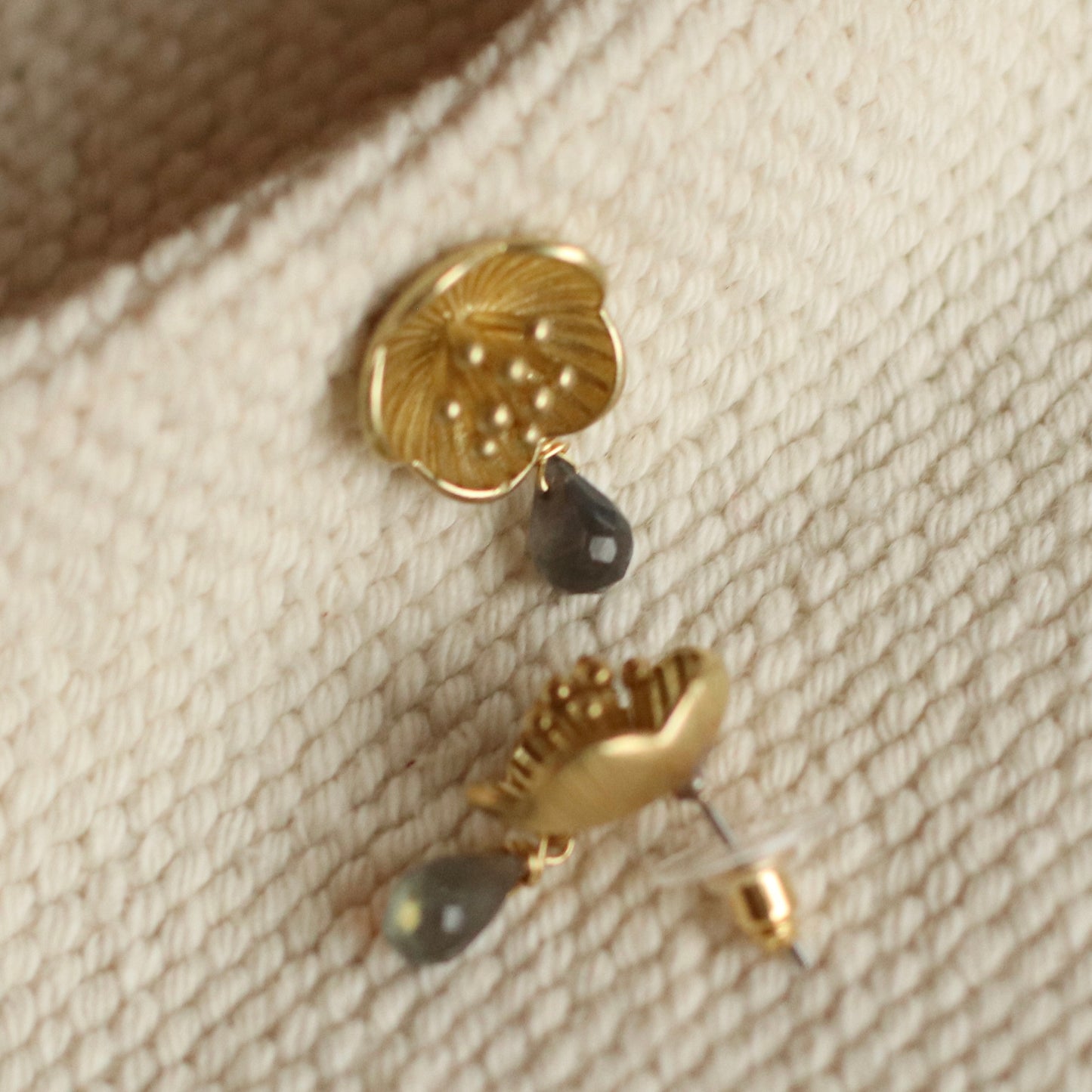 Santore | Water Lily Stud with Labradorite Earrings