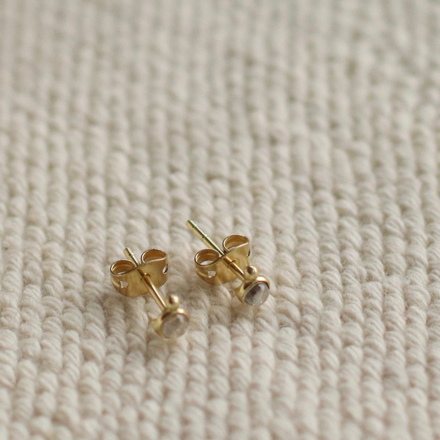 Baizaar | Brass Stone Dot Stud Earring, Moonstone