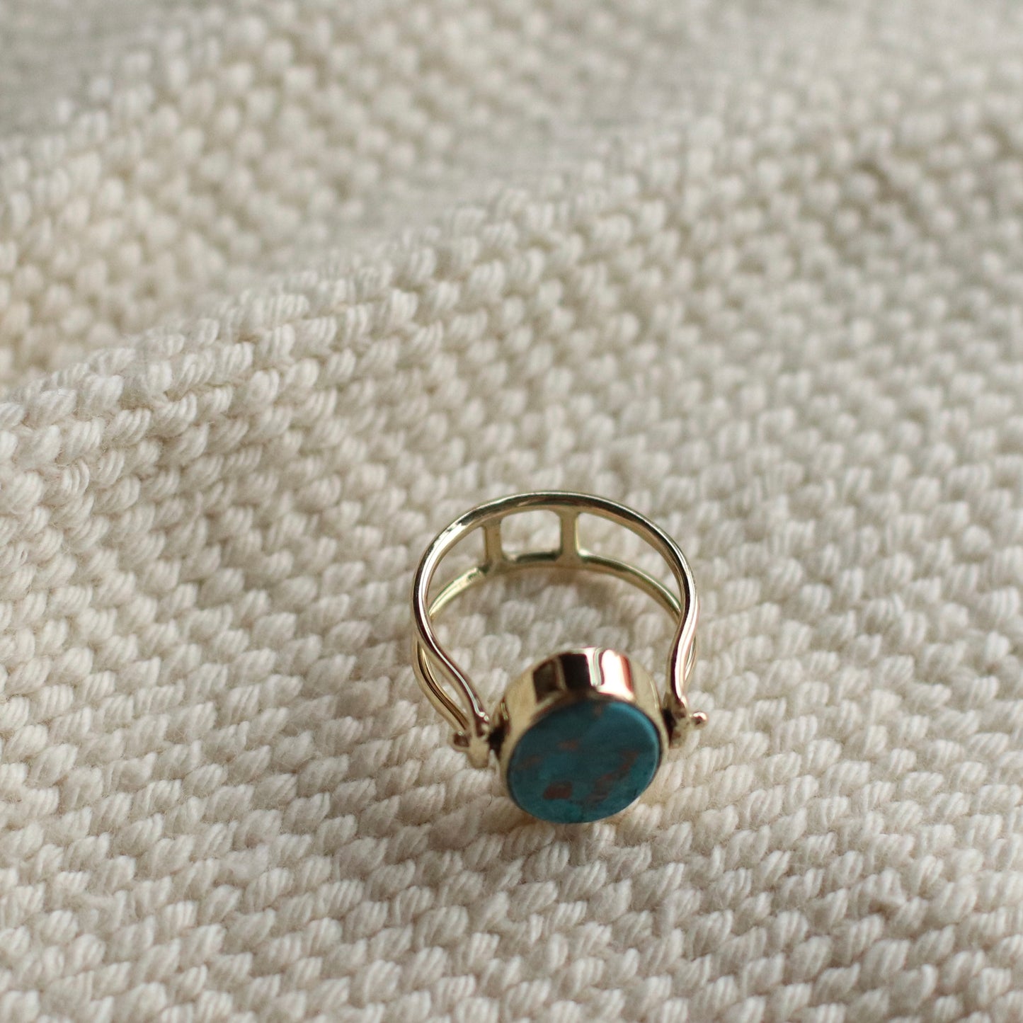 Baizaar | Spinning Turquoise Ring, Brass